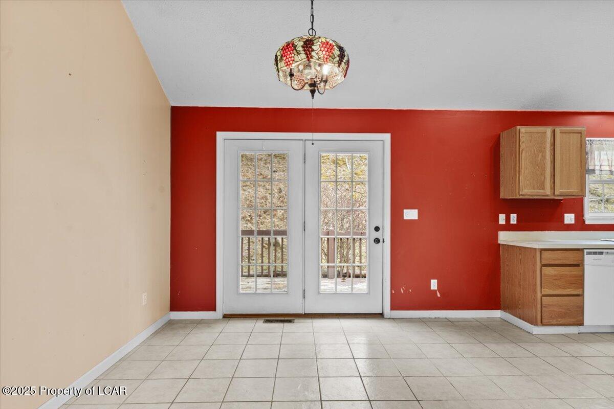277 Snow Valley Drive, Drums, Texas image 8