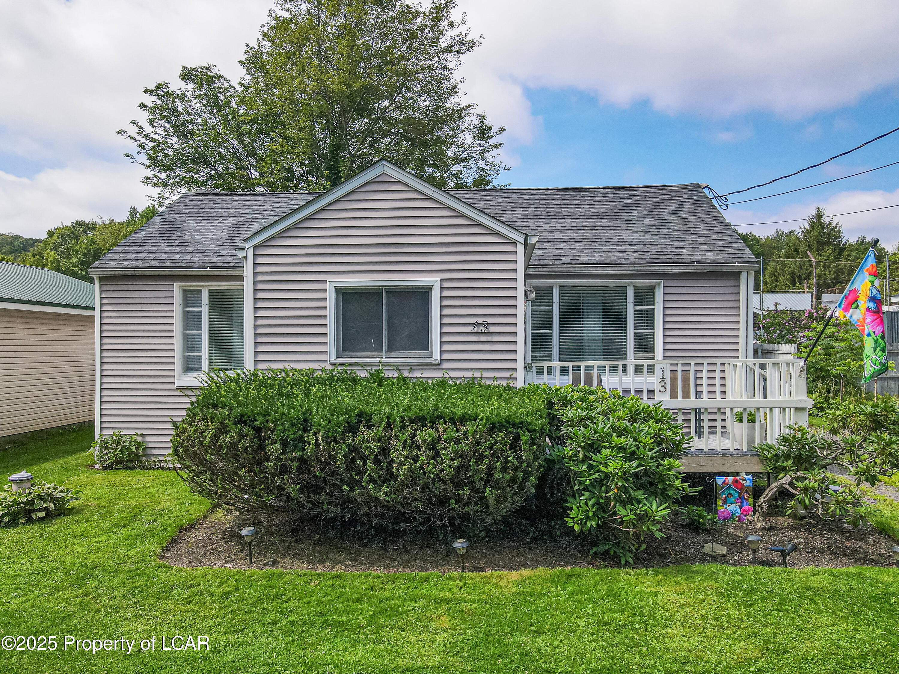 Harveys Lake, Pennsylvania 18618, United States, 2 Bedrooms Bedrooms, ,1 BathroomBathrooms,Residential,Active,202622