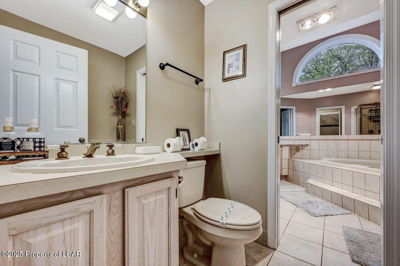 52 Laurelwood Drive, Lake Harmony, Texas image 28