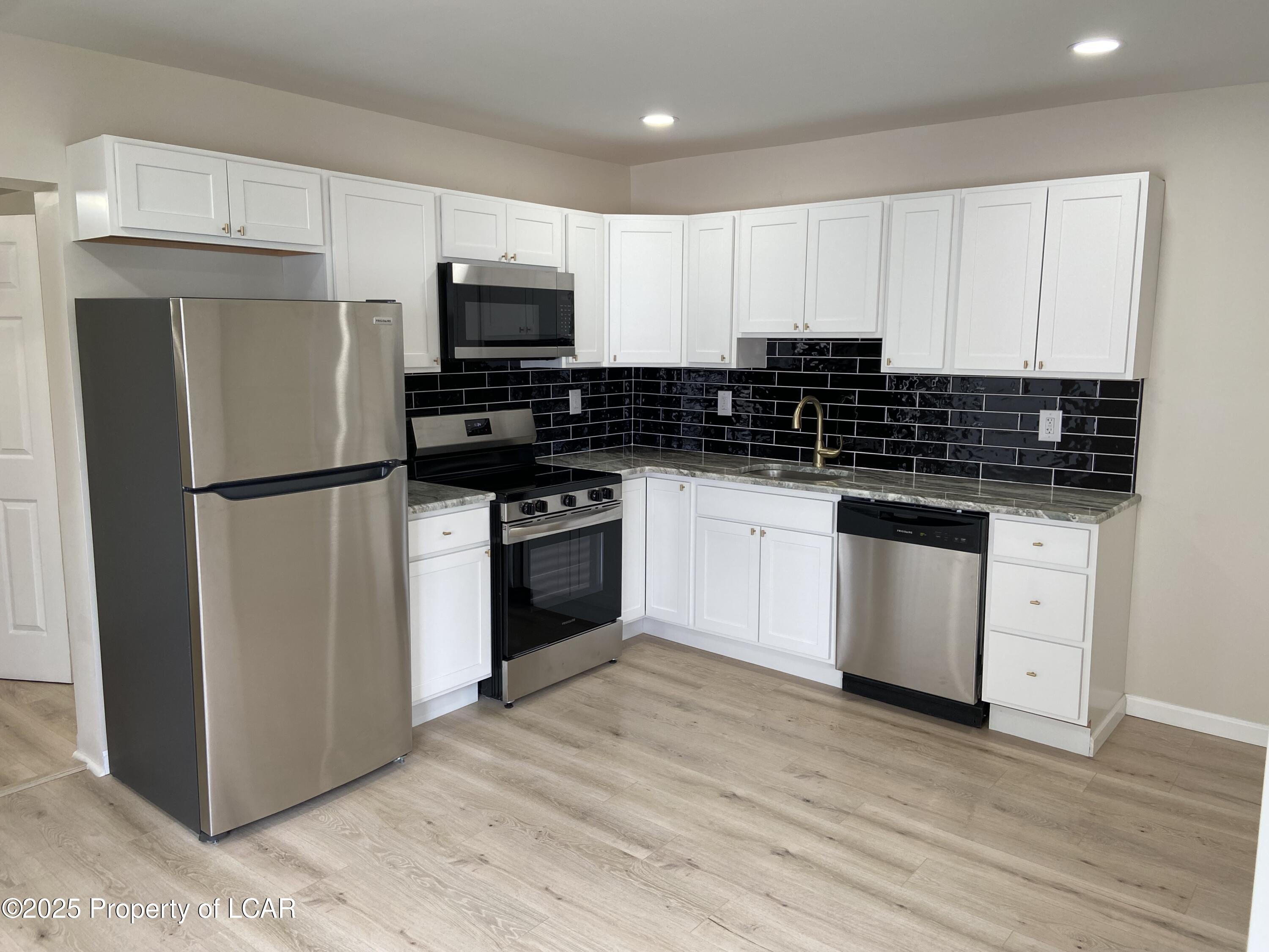 44 W Mack St St, Plains, Texas image 7
