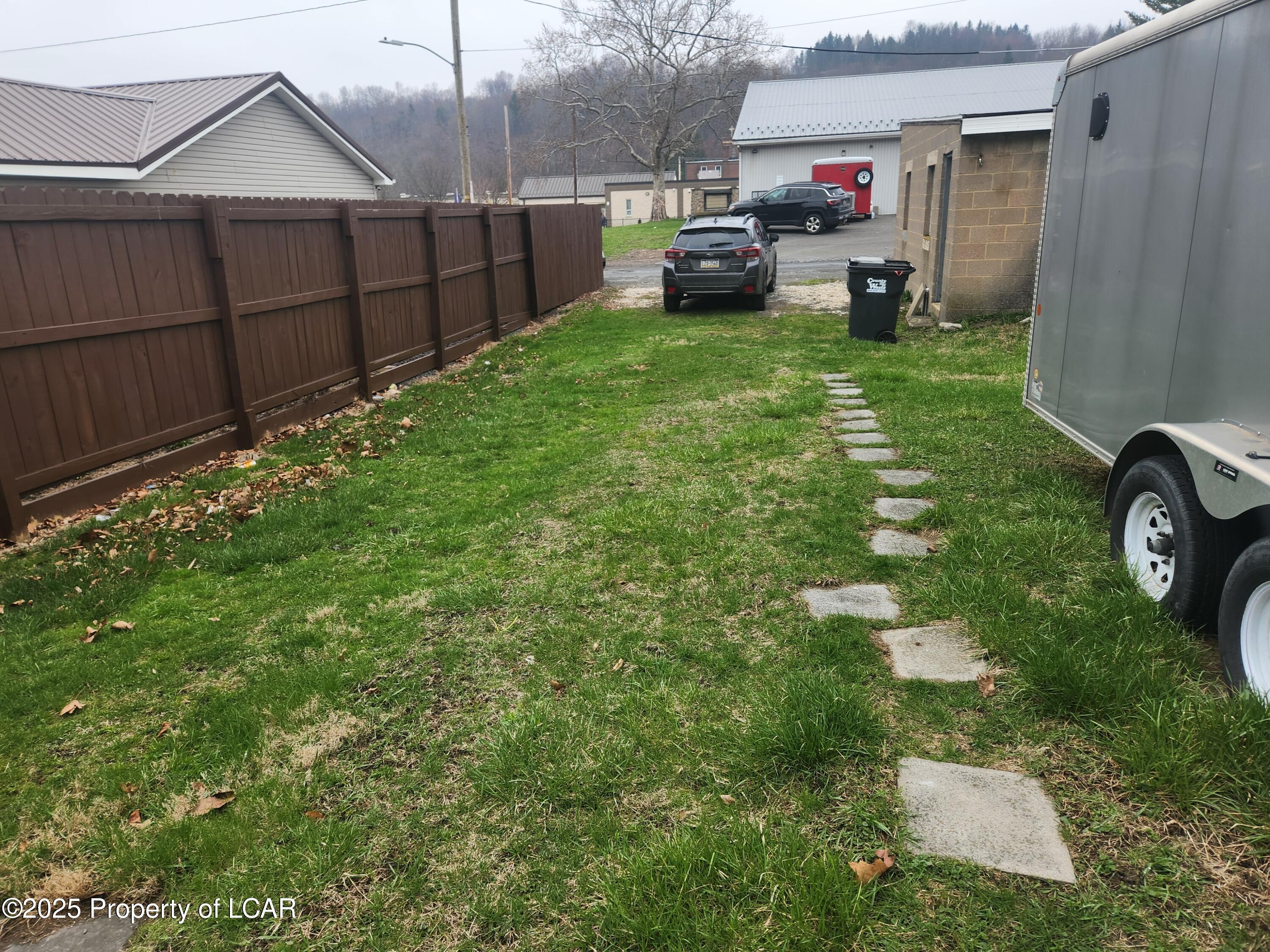 711 Spruce Street, Mahanoy City, Pennsylvania image 6