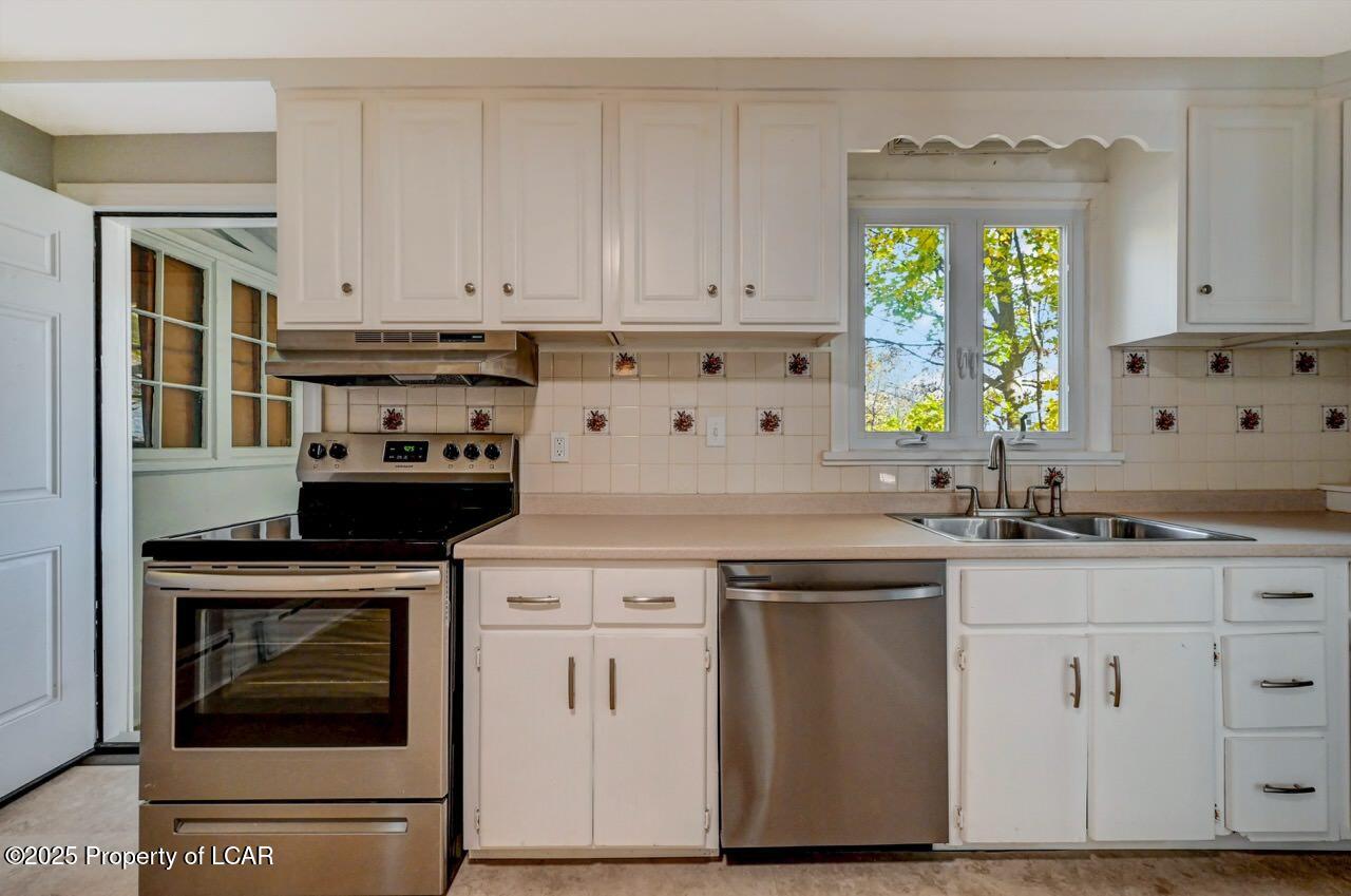 1319 N Pine Street, Scranton, Alaska image 23