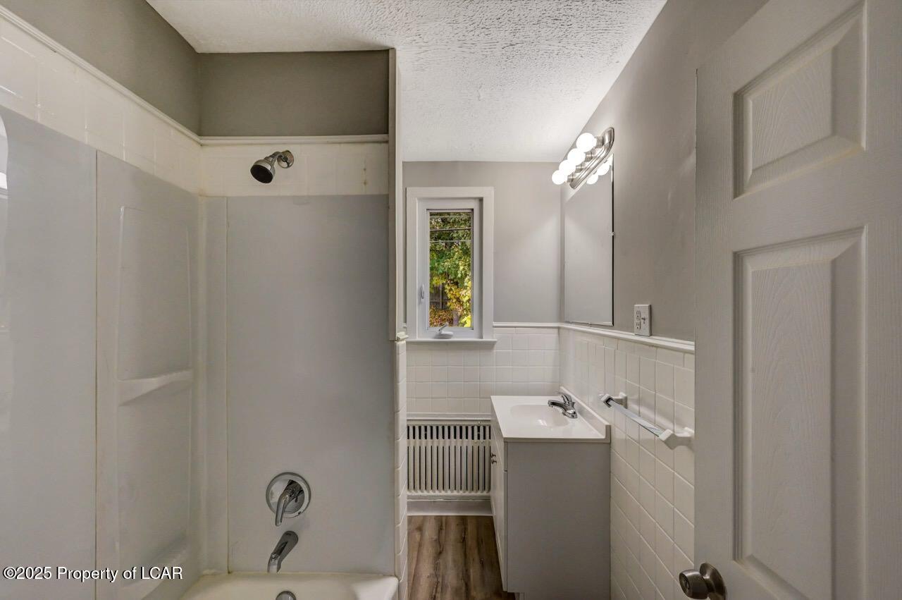 1319 N Pine Street, Scranton, Alaska image 42