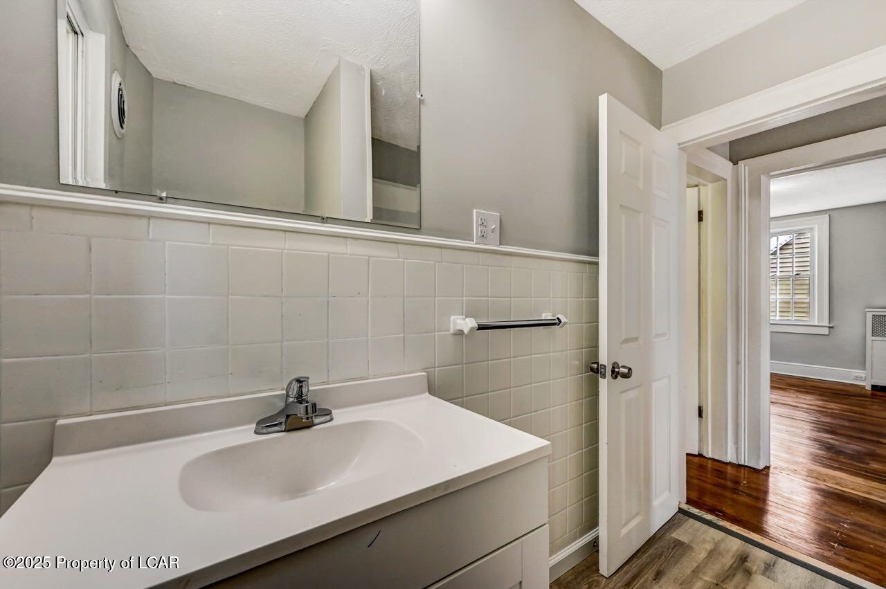 1319 N Pine Street, Scranton, Alaska image 43