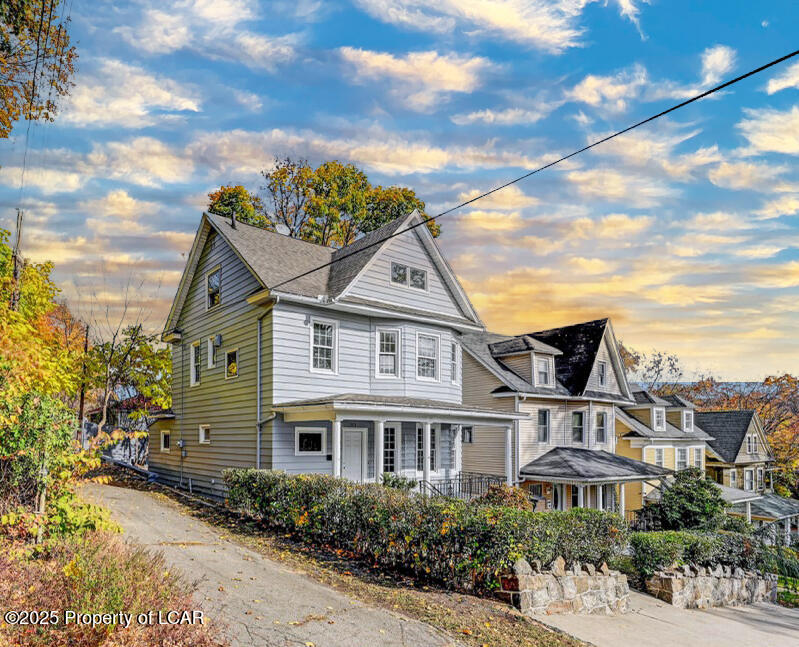 1319 N Pine Street, Scranton, Alaska image 2