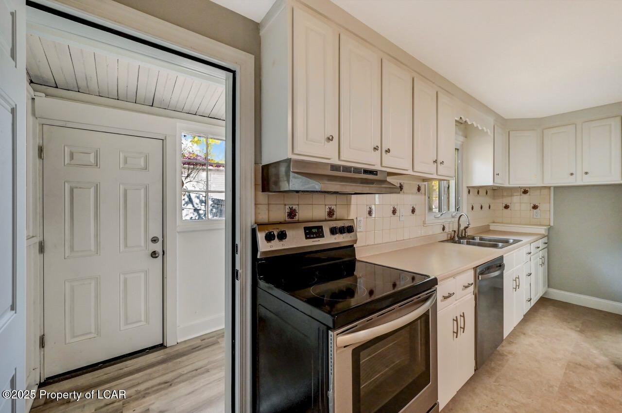1319 N Pine Street, Scranton, Alaska image 22