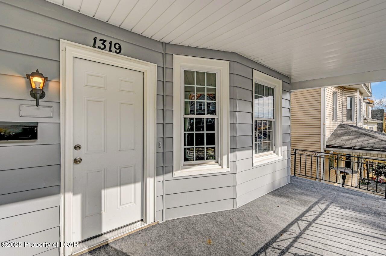 1319 N Pine Street, Scranton, Alaska image 8