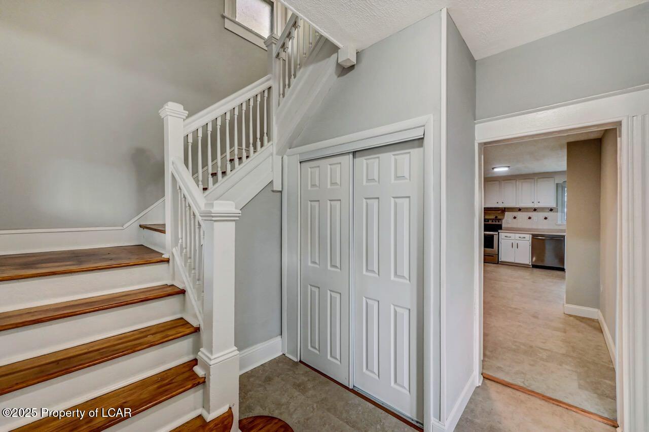 1319 N Pine Street, Scranton, Alaska image 29