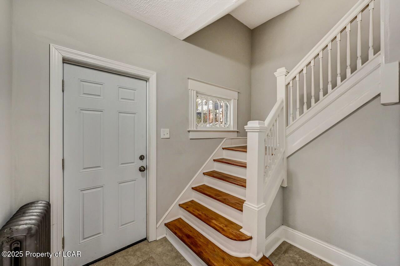 1319 N Pine Street, Scranton, Alaska image 10