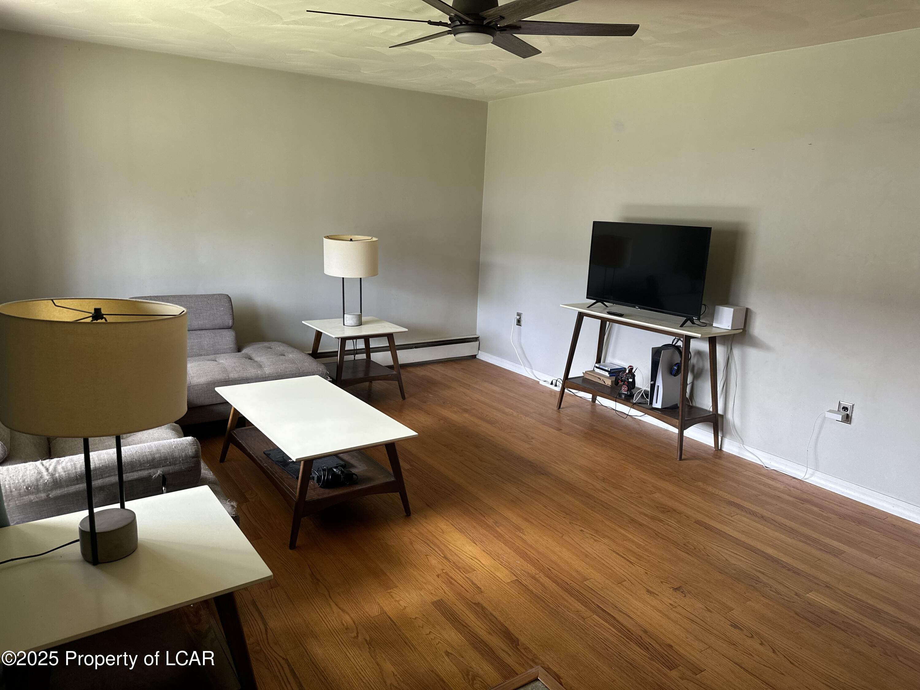 414 Moosic Road, Old Forge, Texas image 11