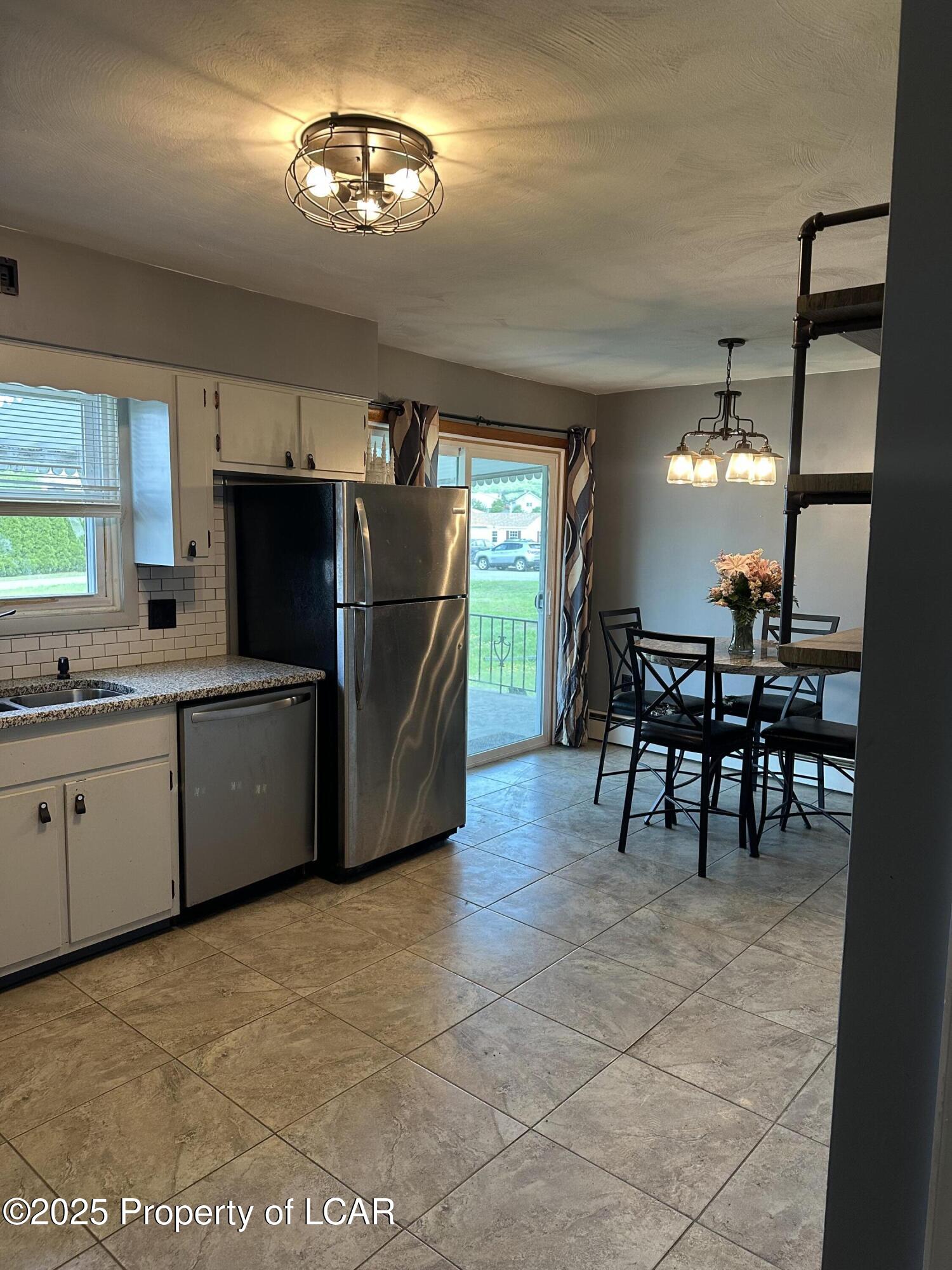 414 Moosic Road, Old Forge, Texas image 13