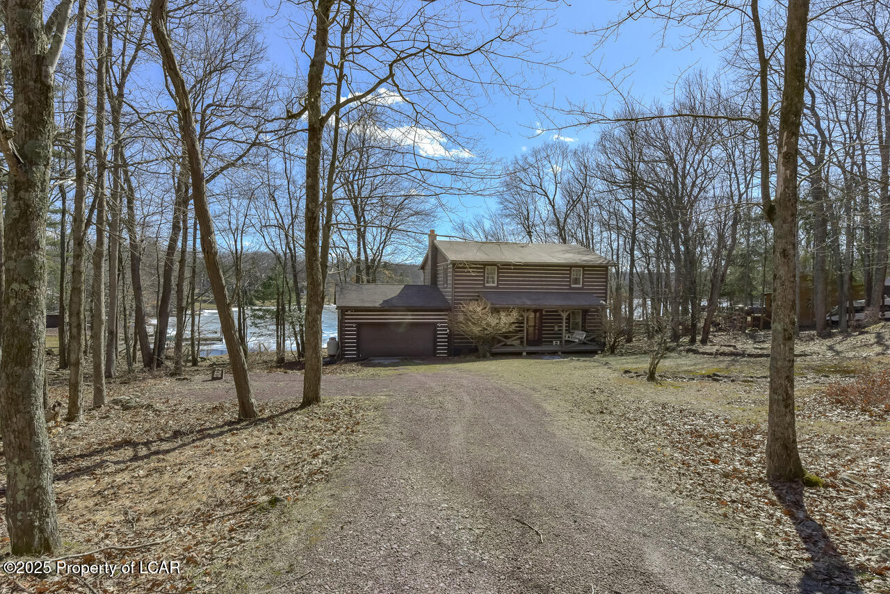 400 Indian Lake Trail, White Haven, Pennsylvania image 3