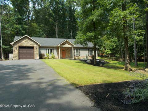 Homes For Sale - 33 Arapahoe Circle<br/> Hazleton, PA 18202