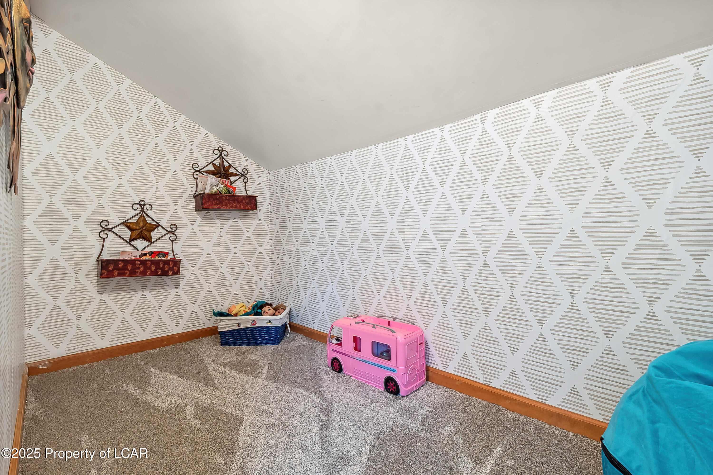 8 Lennon Circle, Lake Harmony, Alaska image 31