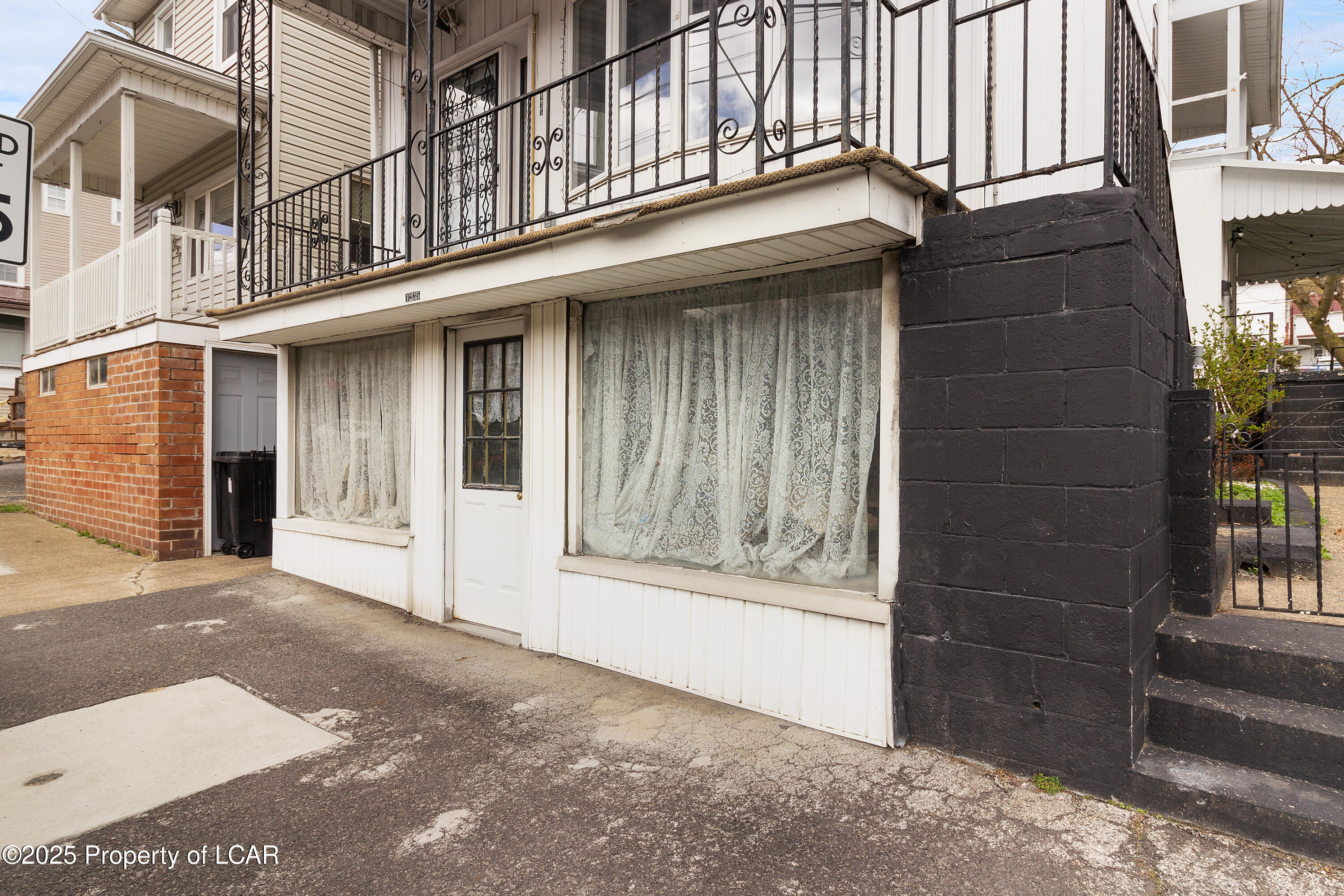 1235 Arch Street, Shamokin, Pennsylvania image 4