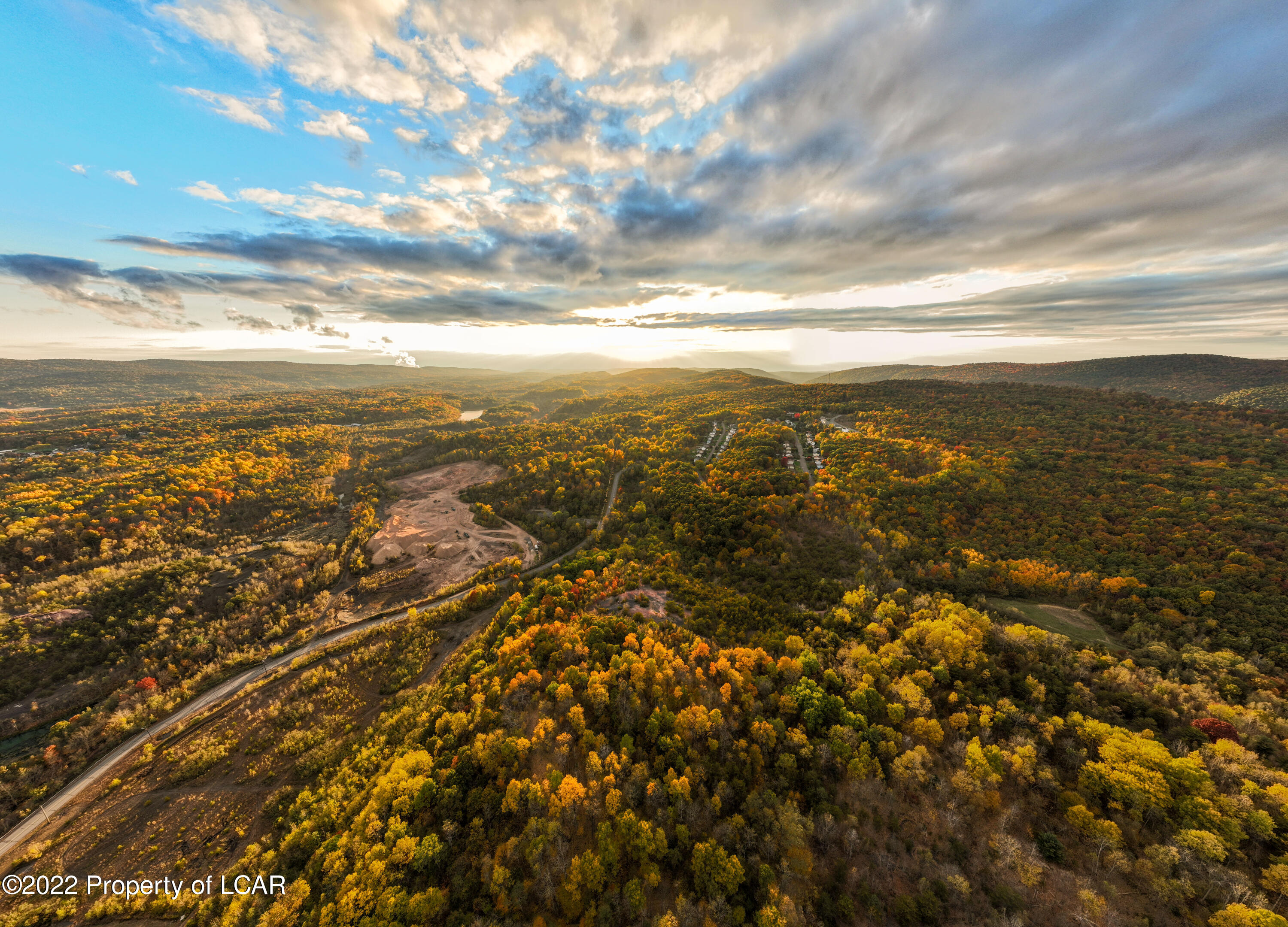 Vista Drive, Nanticoke, Pennsylvania image 5