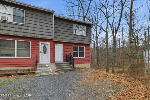 Homes For Rent - 1273 Chateau Drive<br/> East Stroudsburg, PA 