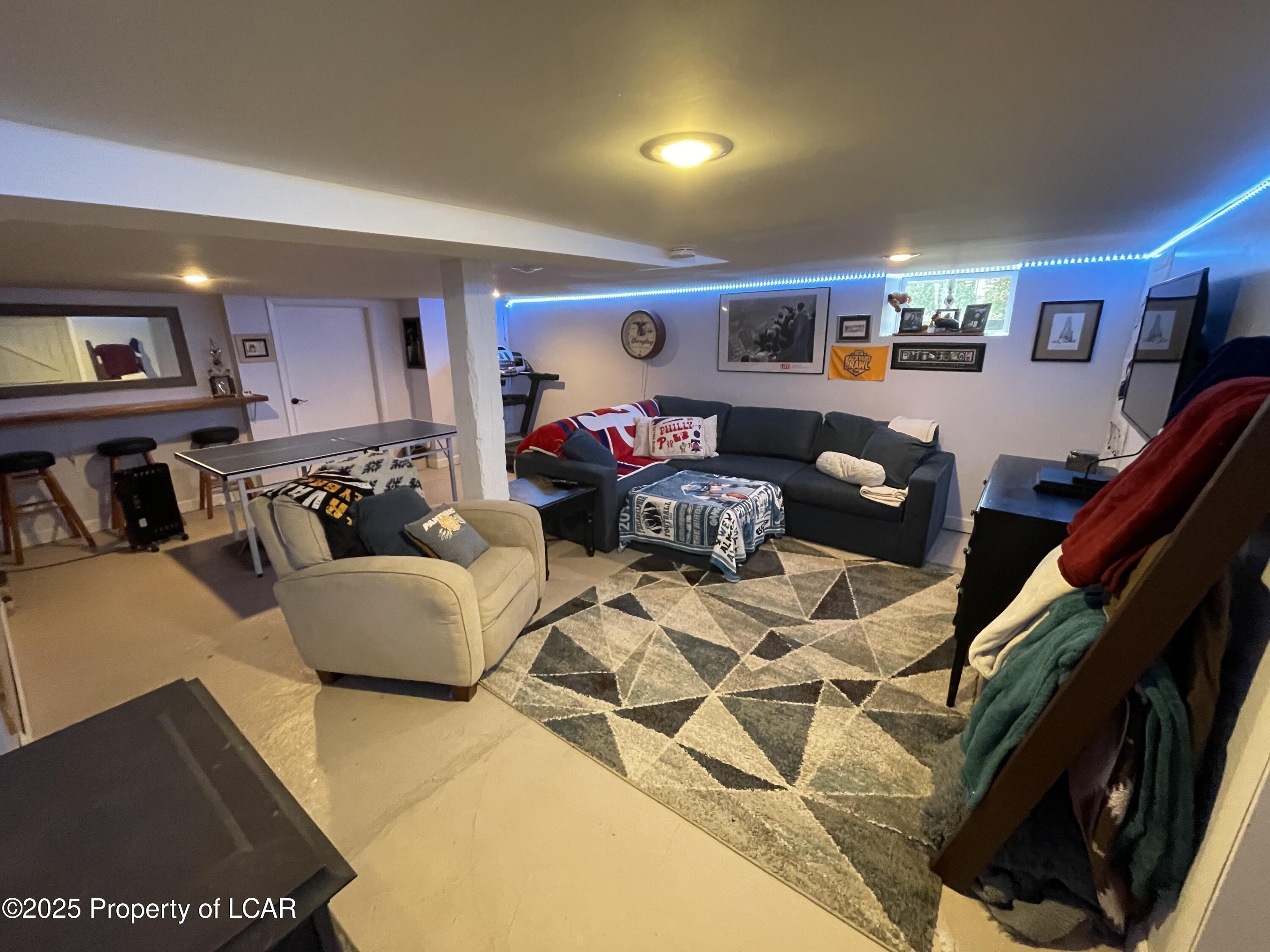 20 N Holland Street, Summit Hill, Alaska image 26