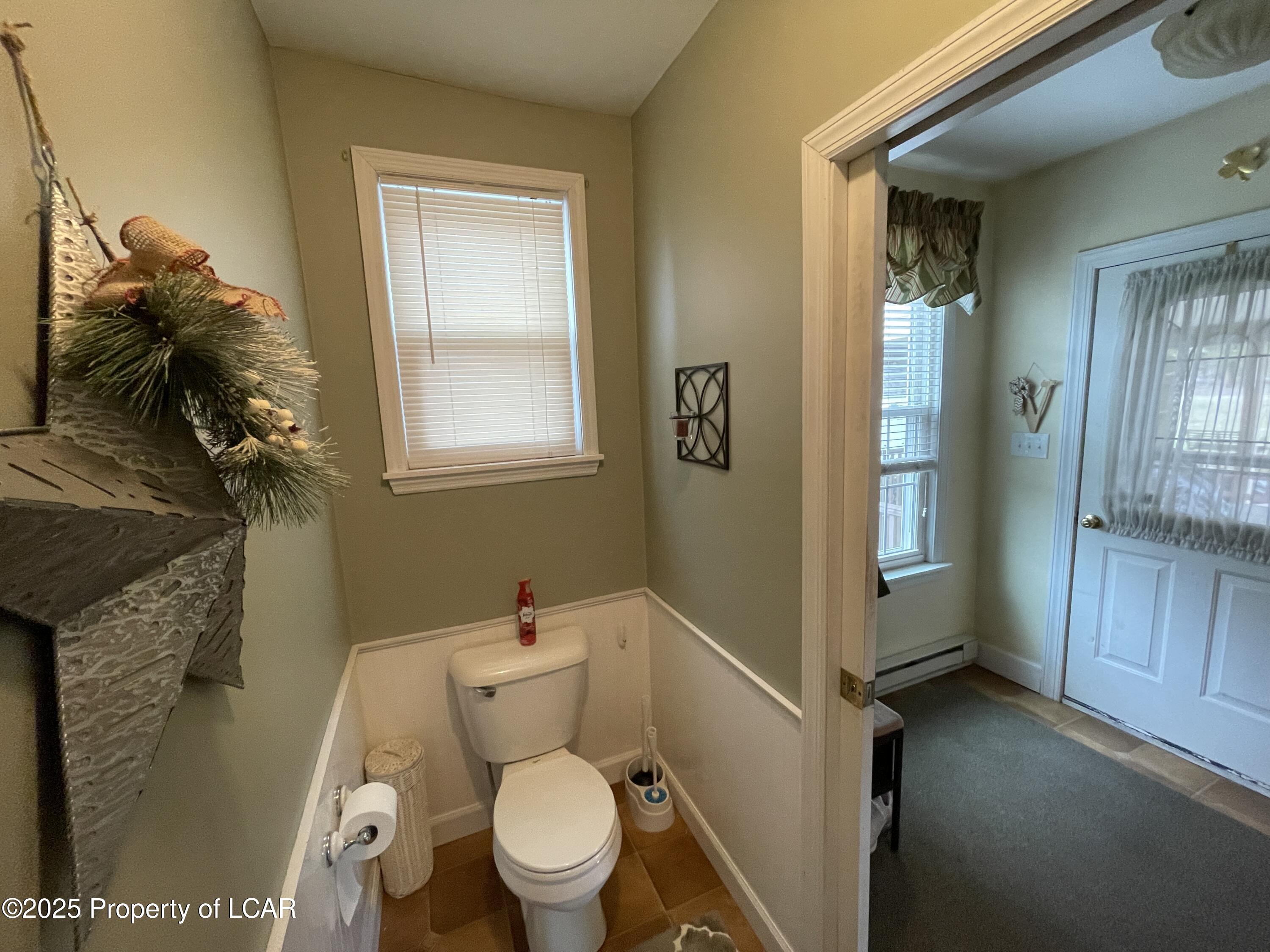 20 N Holland Street, Summit Hill, Alaska image 15