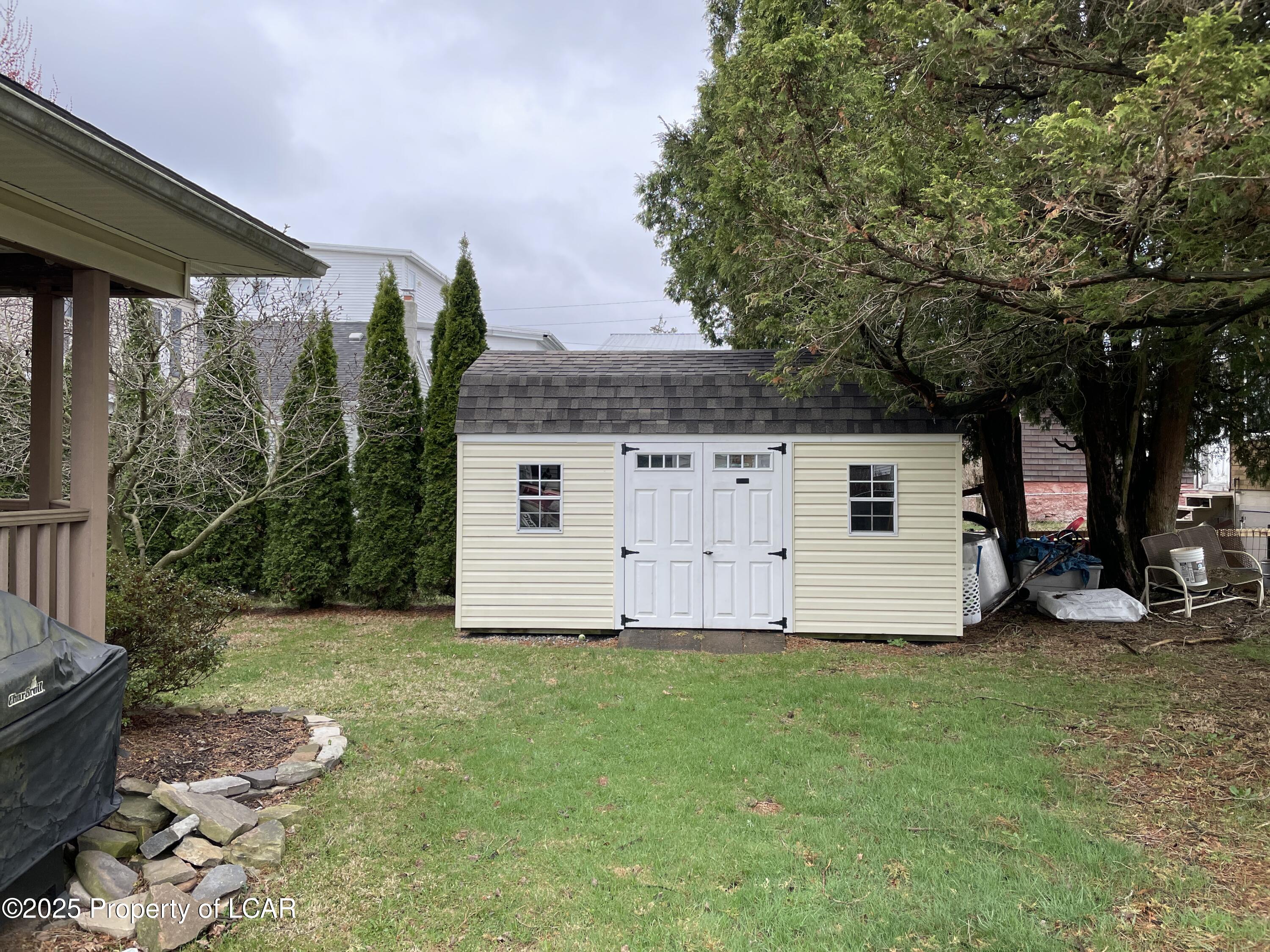 20 N Holland Street, Summit Hill, Alaska image 31