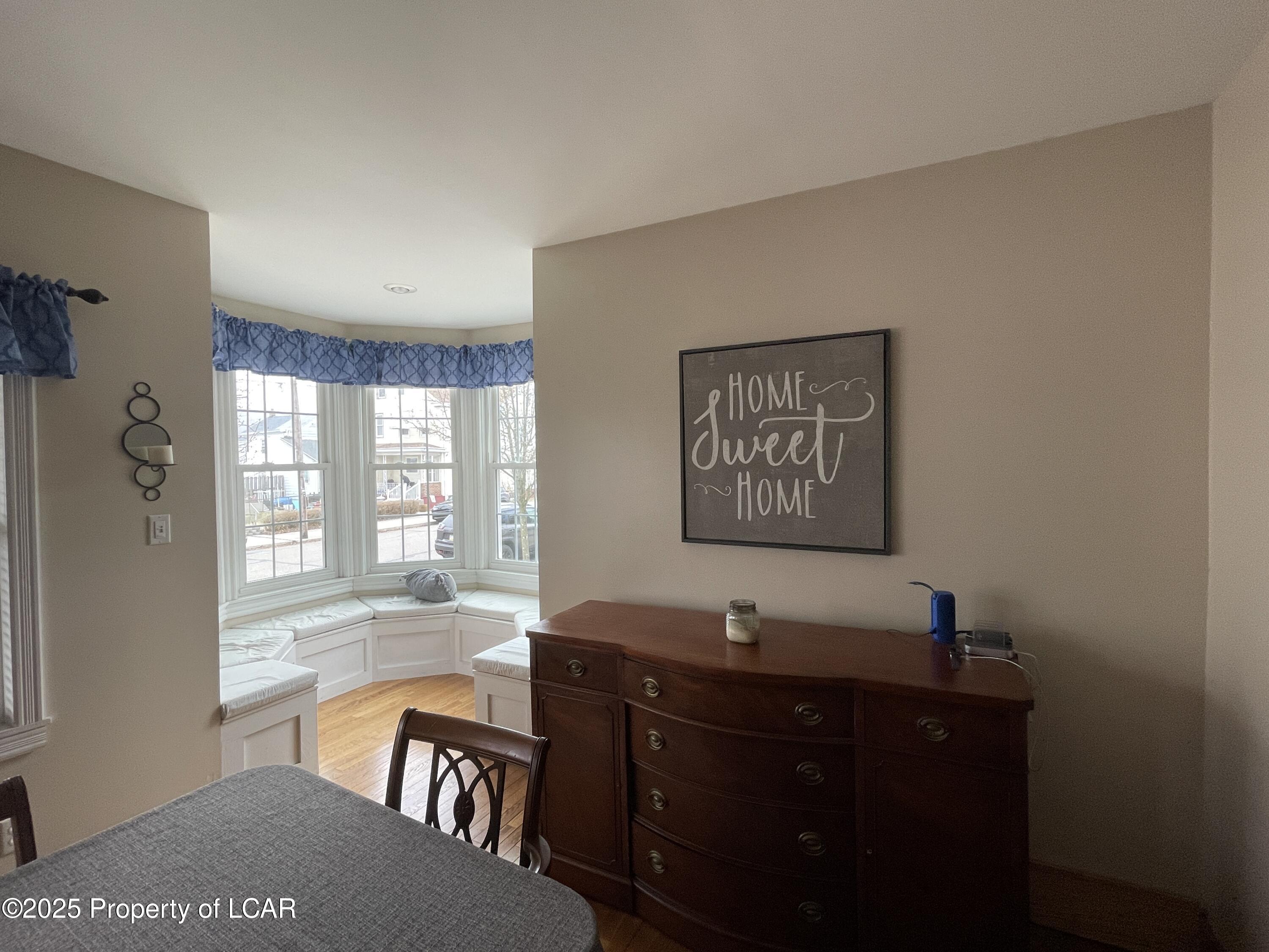 20 N Holland Street, Summit Hill, Alaska image 7