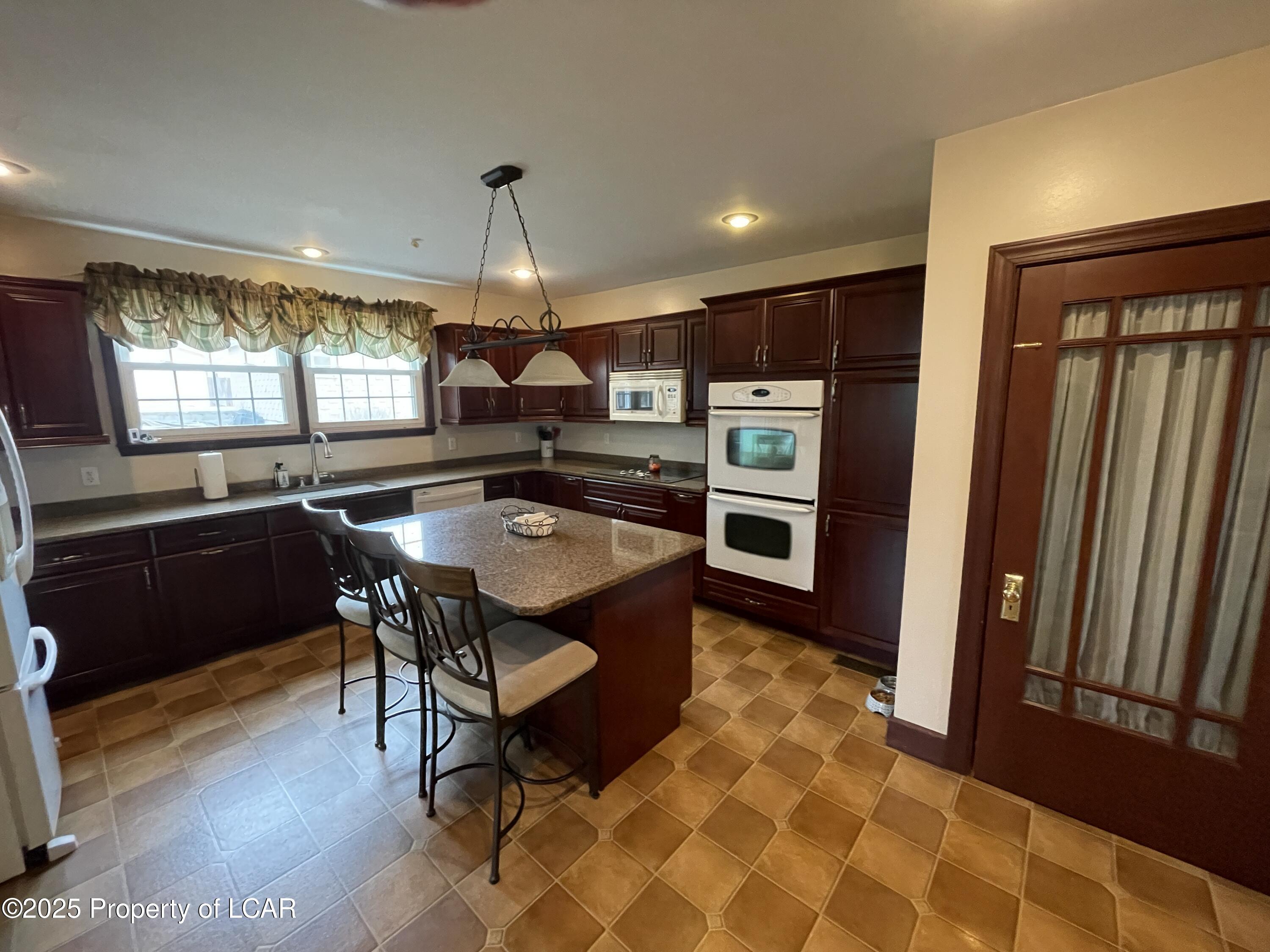20 N Holland Street, Summit Hill, Alaska image 12