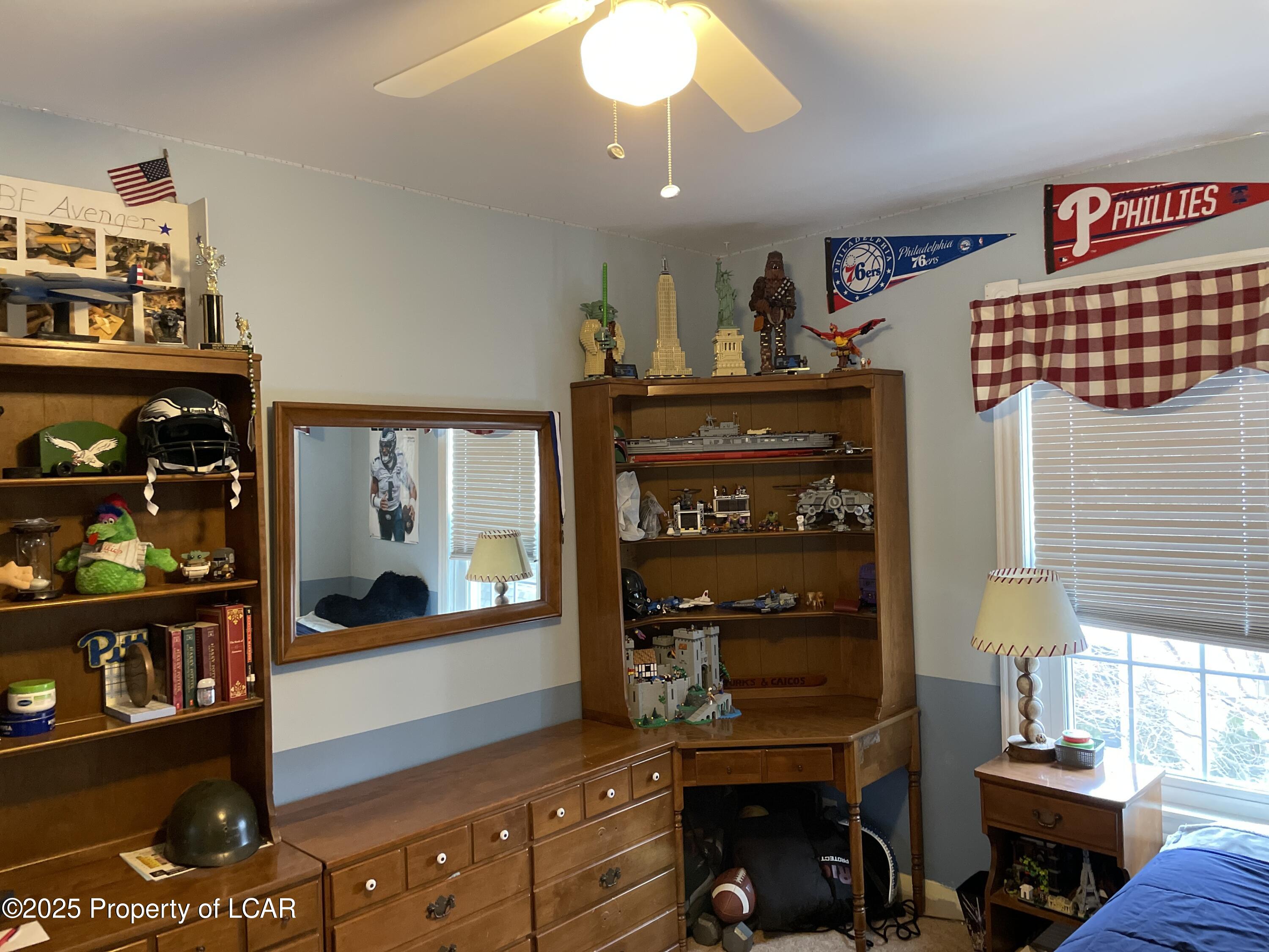 20 N Holland Street, Summit Hill, Alaska image 17
