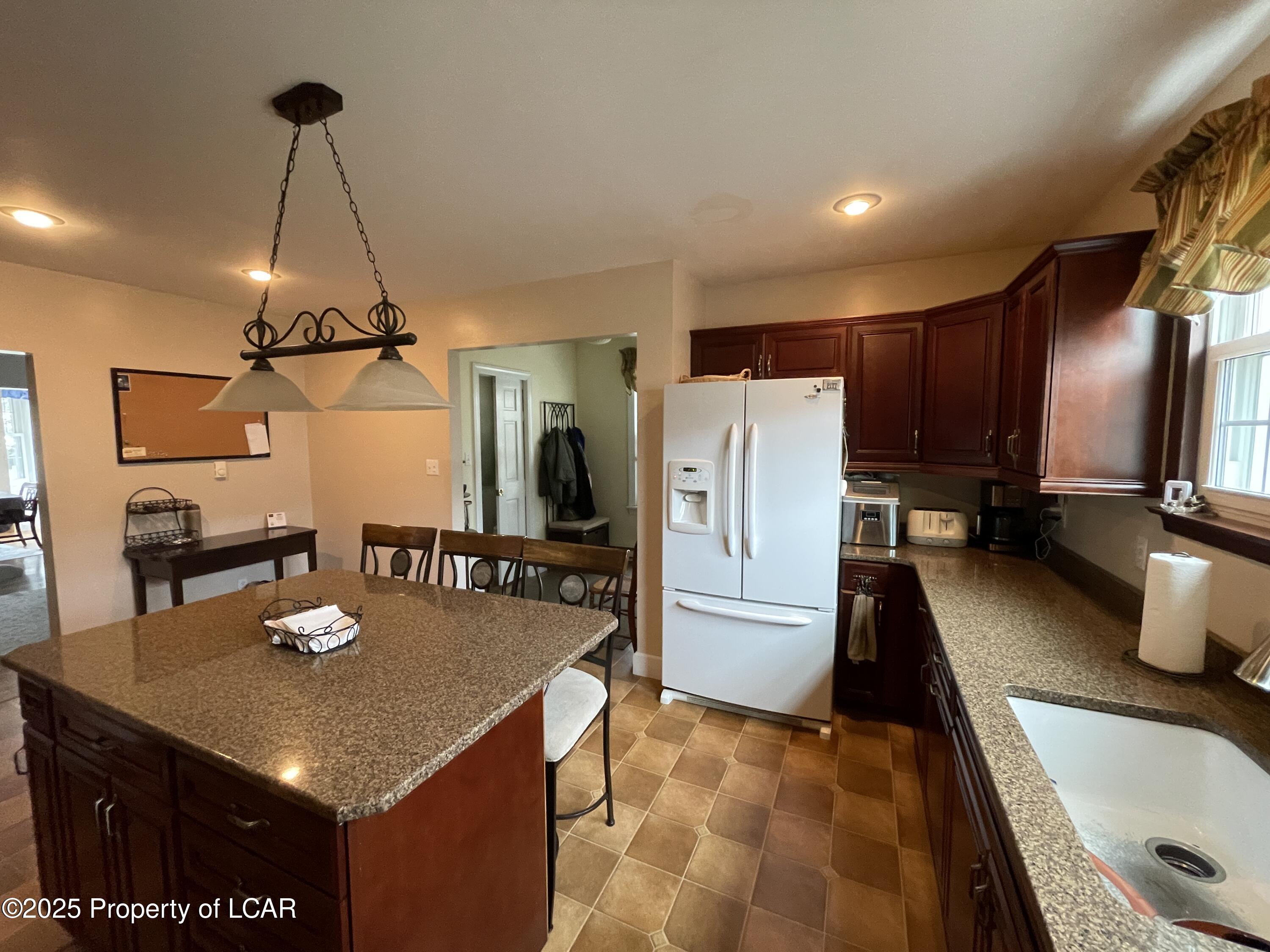20 N Holland Street, Summit Hill, Alaska image 13