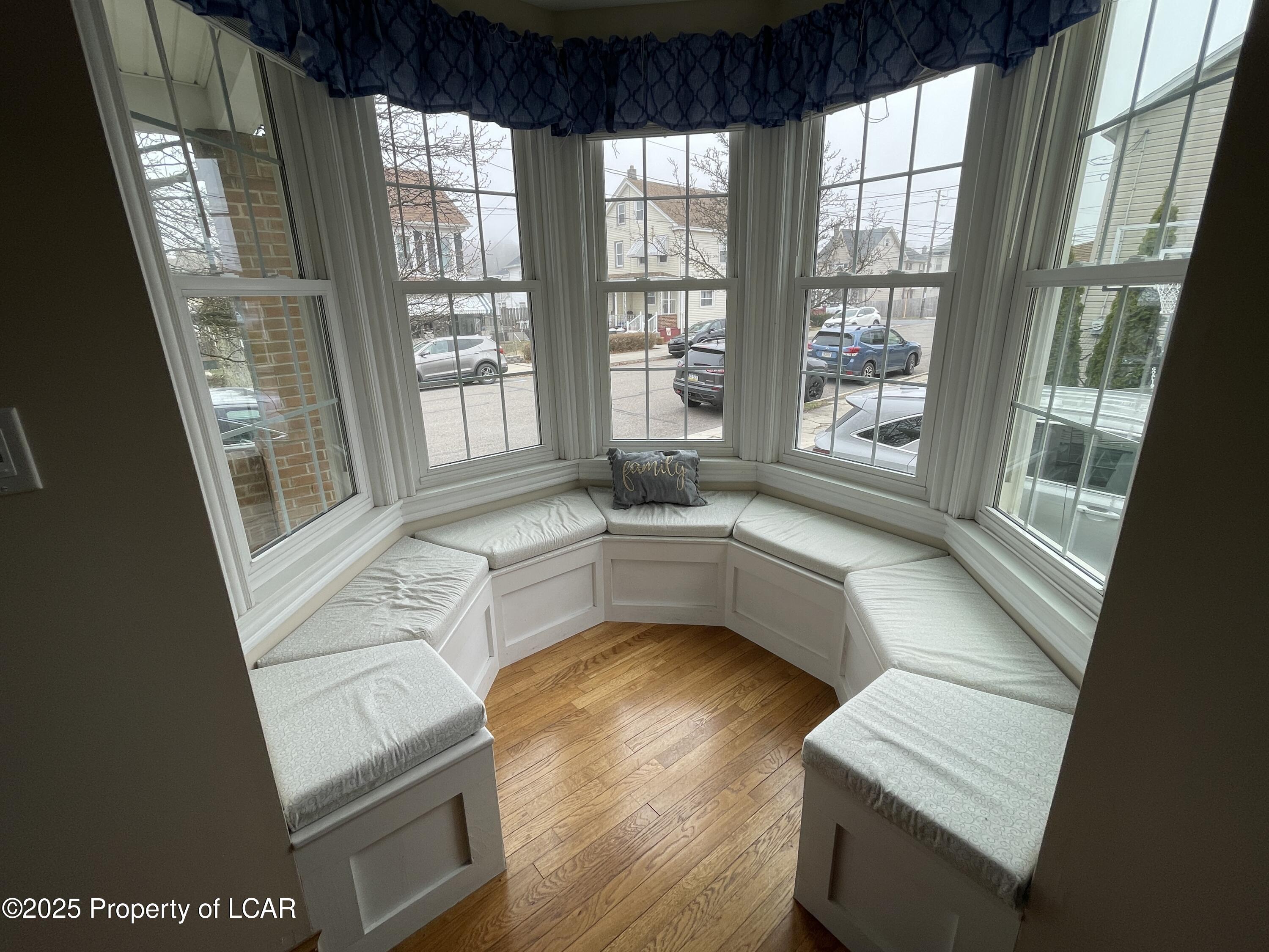 20 N Holland Street, Summit Hill, Alaska image 8
