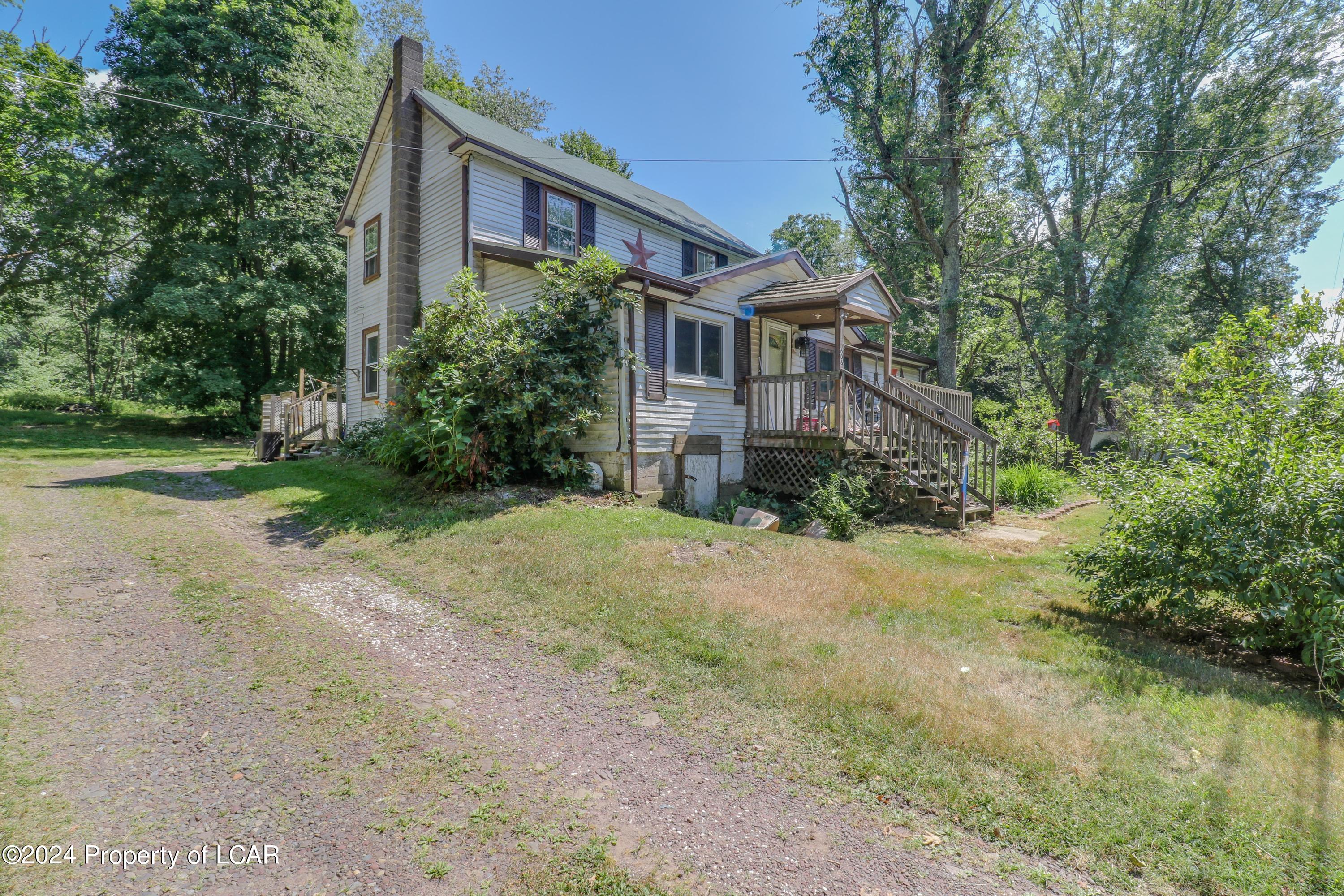 606 Main Road, Mountain Top, Pennsylvania image 2