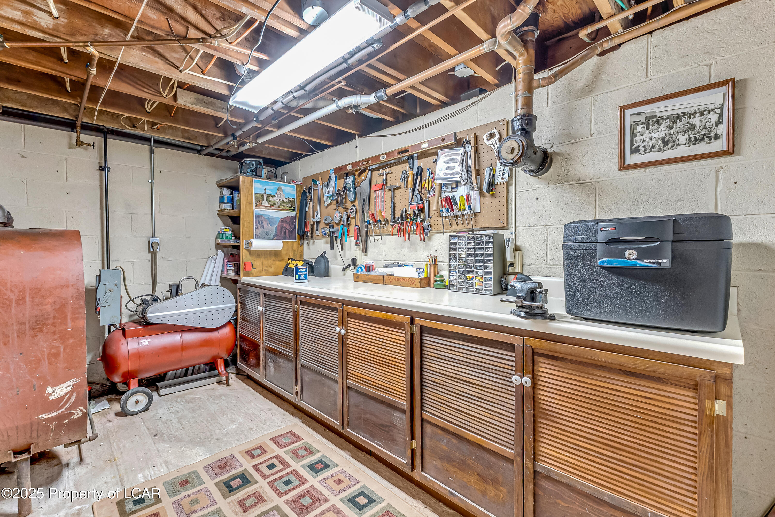 Dallas, Pennsylvania 18612, United States, 4 Bedrooms Bedrooms, ,2 BathroomsBathrooms,Residential,Pending,181194