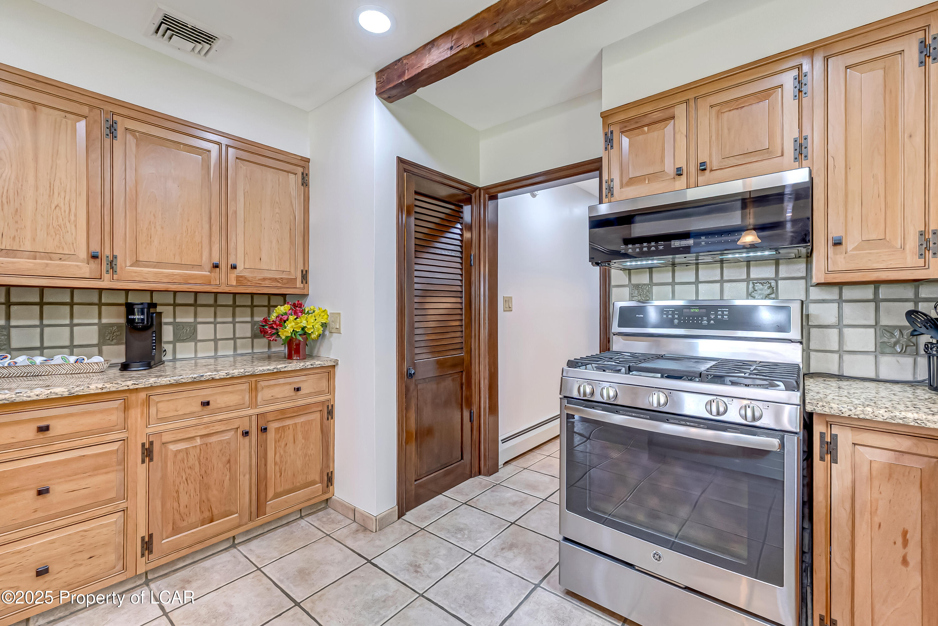 Dallas, Pennsylvania 18612, United States, 4 Bedrooms Bedrooms, ,2 BathroomsBathrooms,Residential,Pending,181194