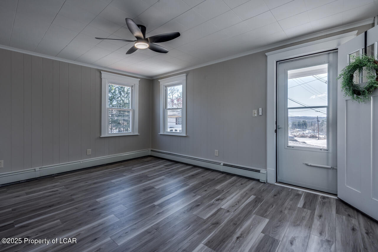 201 Main Street, Dallas, Idaho image 3