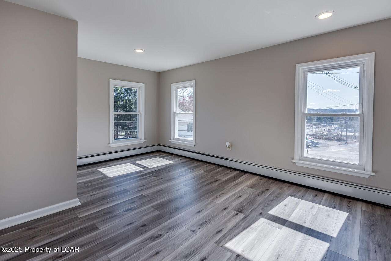 201 Main Street, Dallas, Idaho image 14