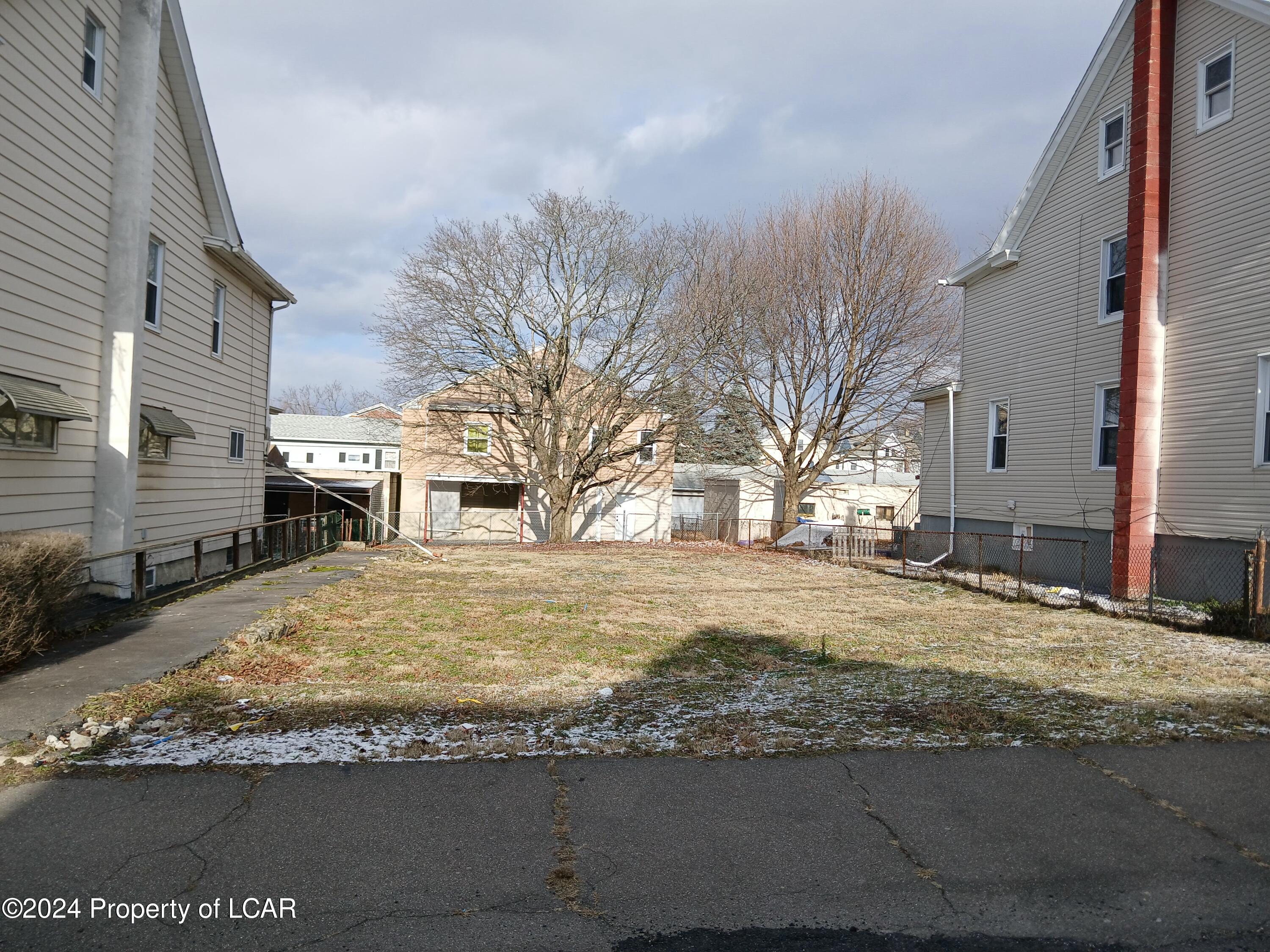 Oak Street, Hazleton, Pennsylvania image 1