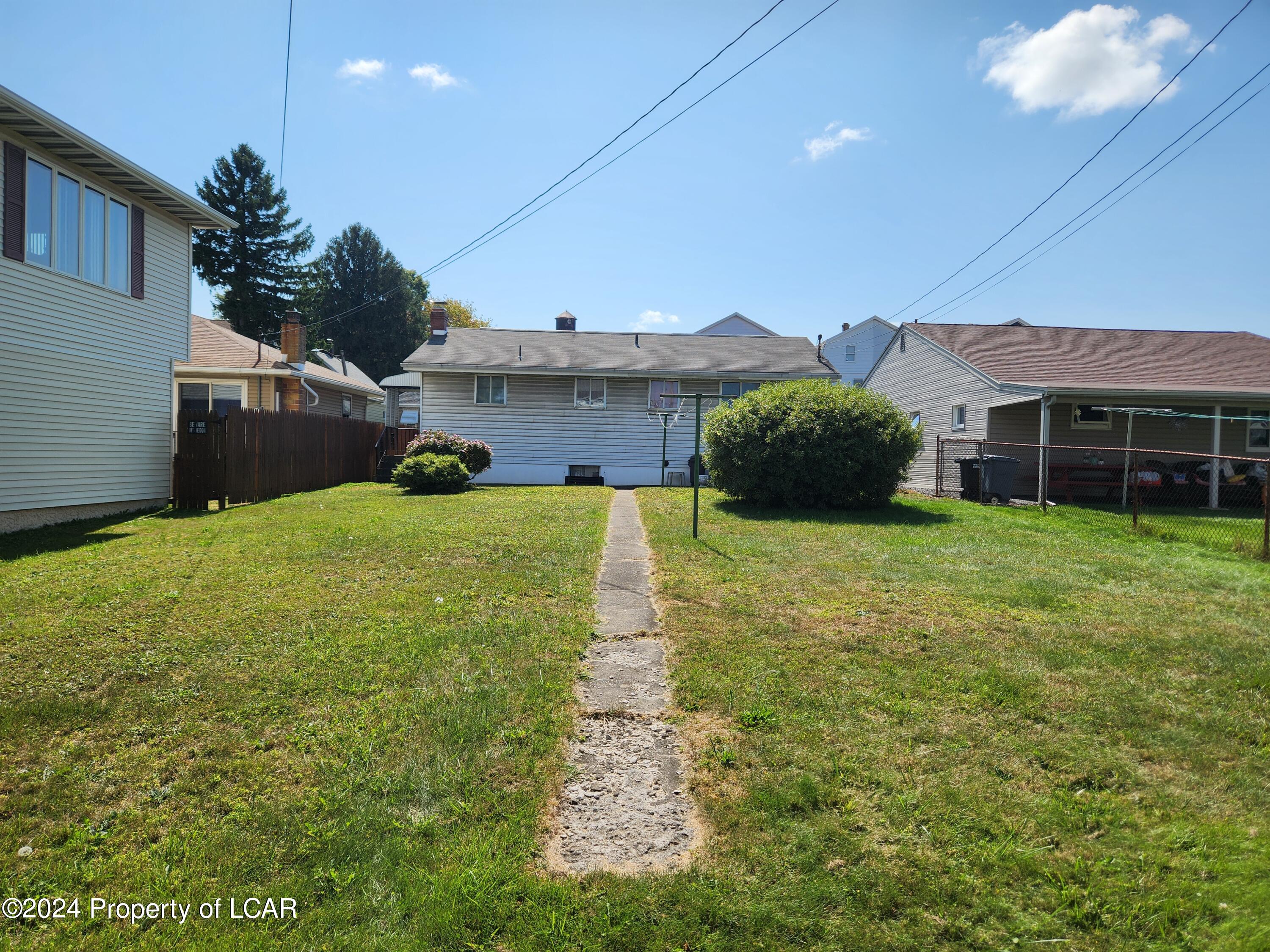 425 Kiefer Avenue, Hazleton, Pennsylvania image 6