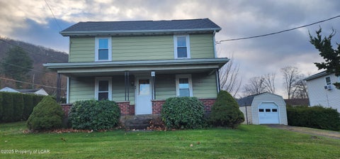 Homes For Sale - 30 Main Street<br/> Conyngham, PA 18219
