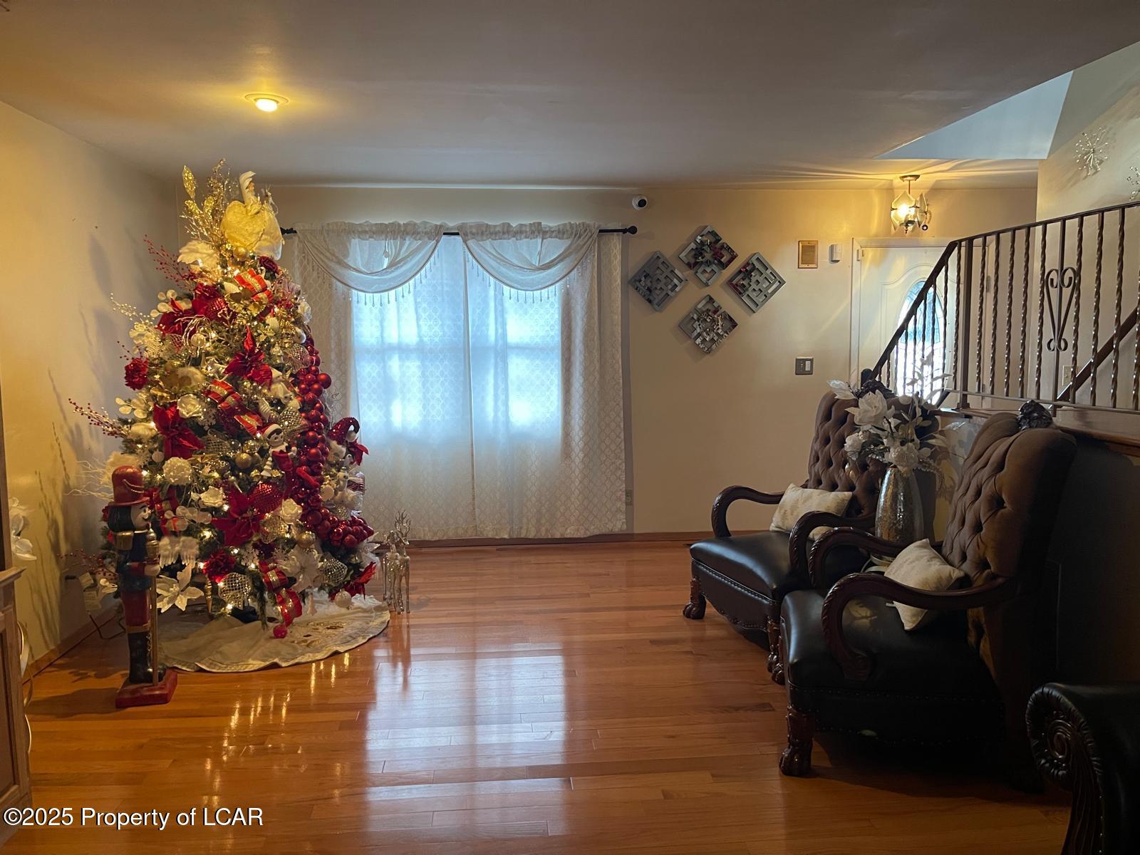 220 W Birch Street, Hazleton, Idaho image 7