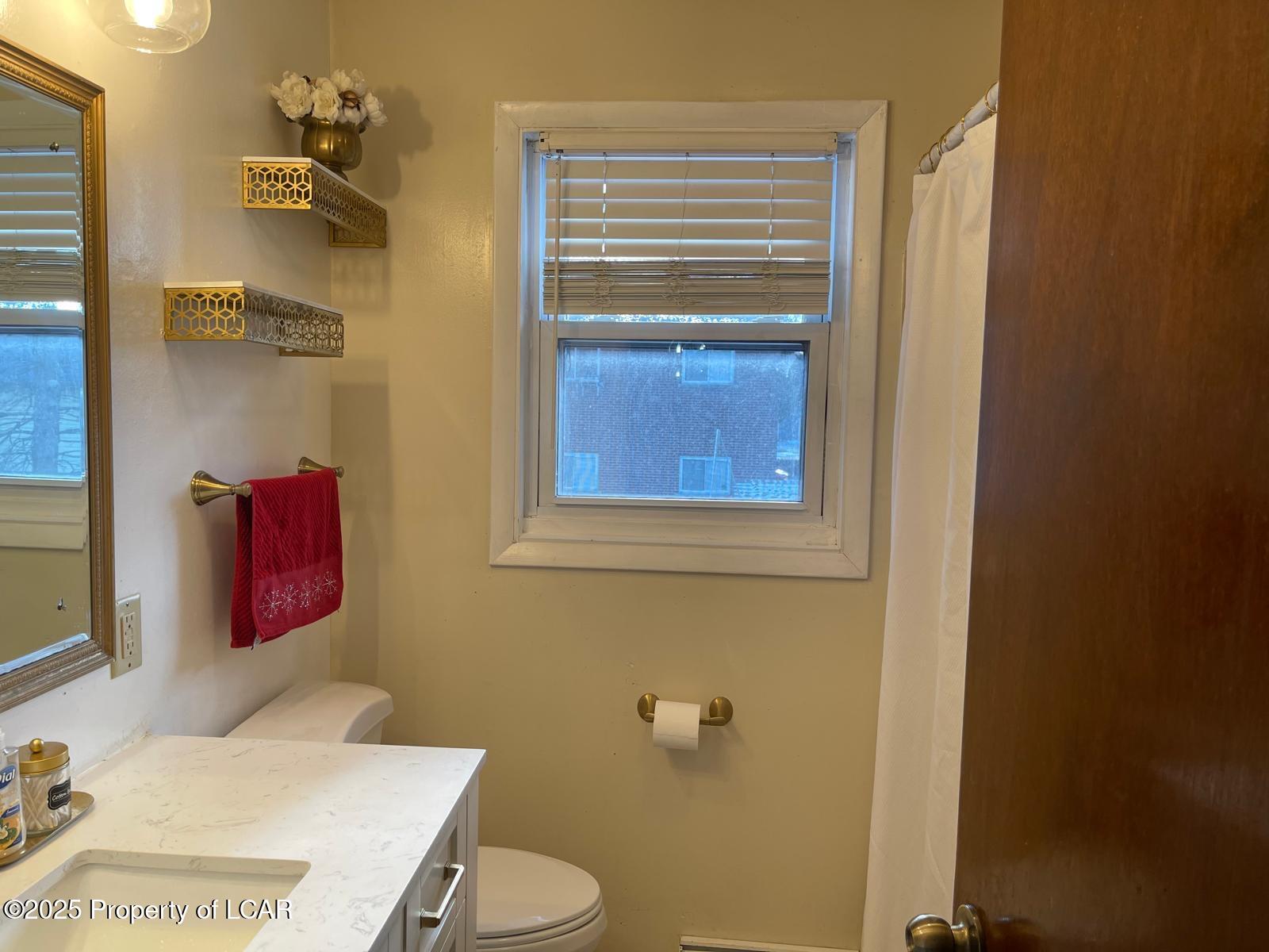 220 W Birch Street, Hazleton, Idaho image 21