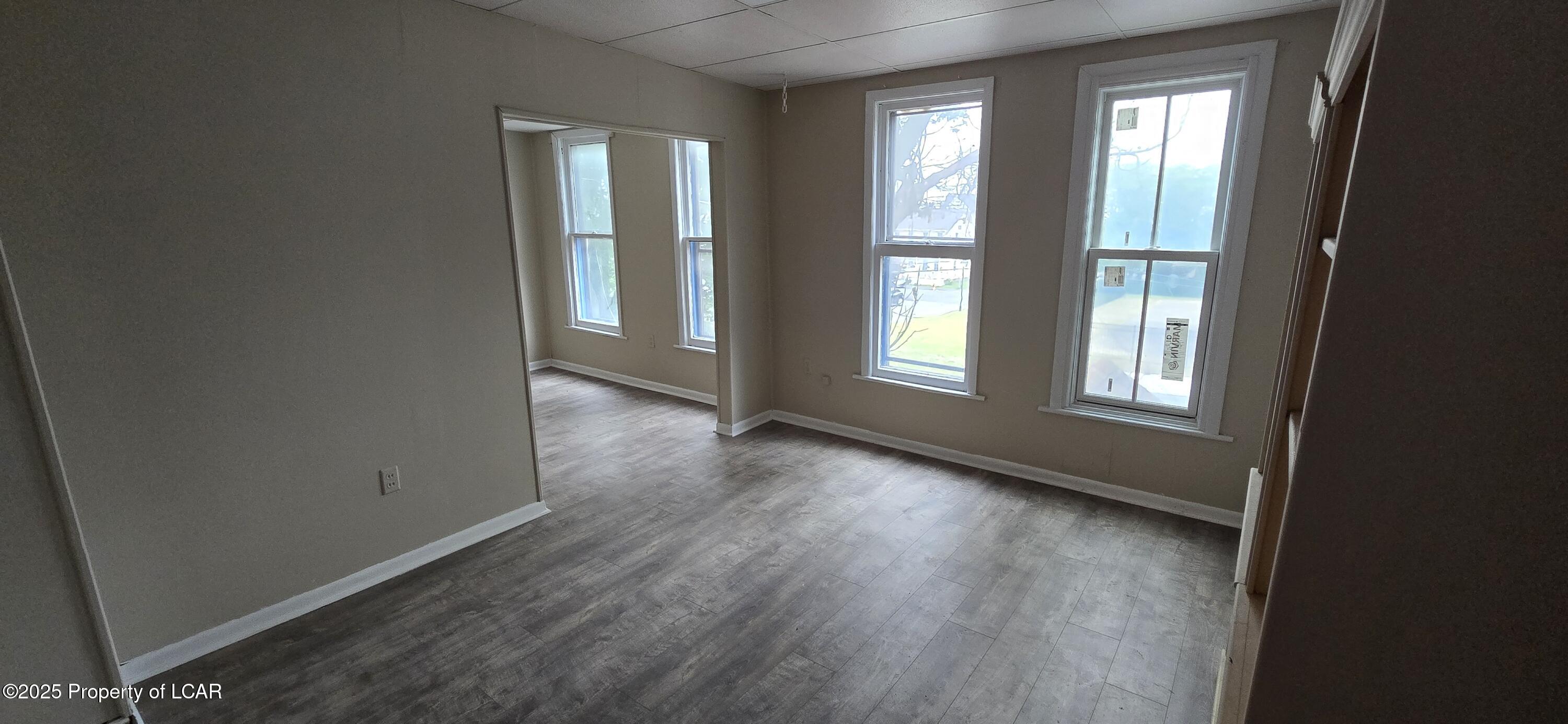 Scranton, Pennsylvania 18504, United States, 6 Bedrooms Bedrooms, ,4 BathroomsBathrooms,Residential,Active,178531