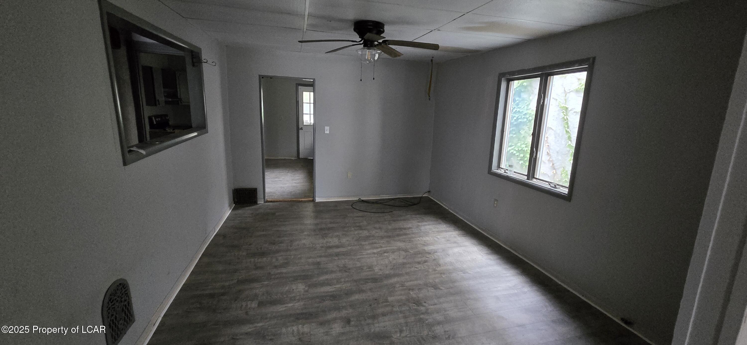 Scranton, Pennsylvania 18504, United States, 6 Bedrooms Bedrooms, ,4 BathroomsBathrooms,Residential,Active,178531