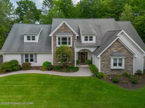 Homes For Sale - 126 Pine Drive<br/> Luzerne County, Dallas, PA 18612