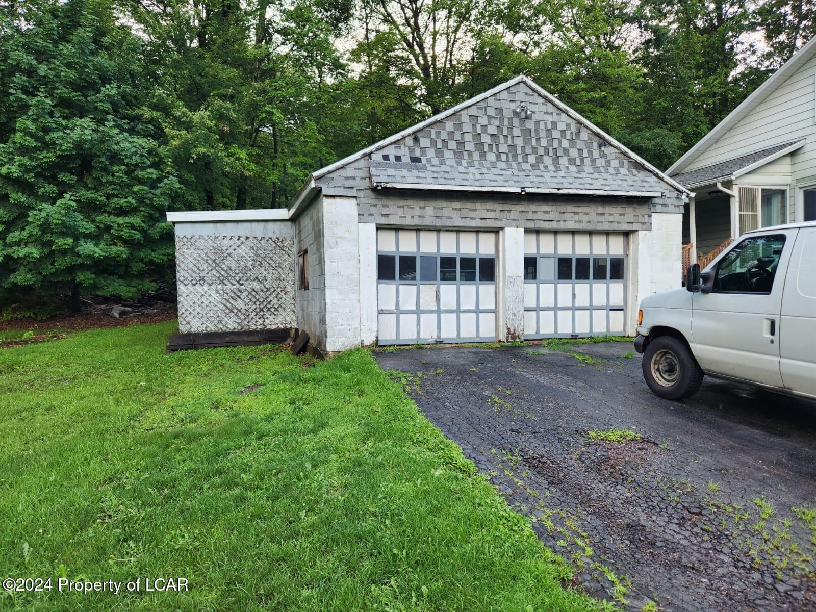 1451 Main Road, Mountain Top, Pennsylvania image 2