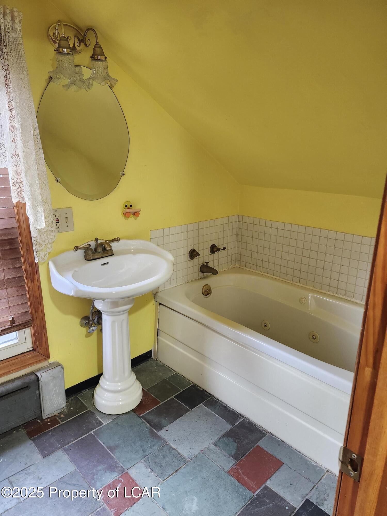 37 Luzerne Avenue, Dallas, Pennsylvania image 11