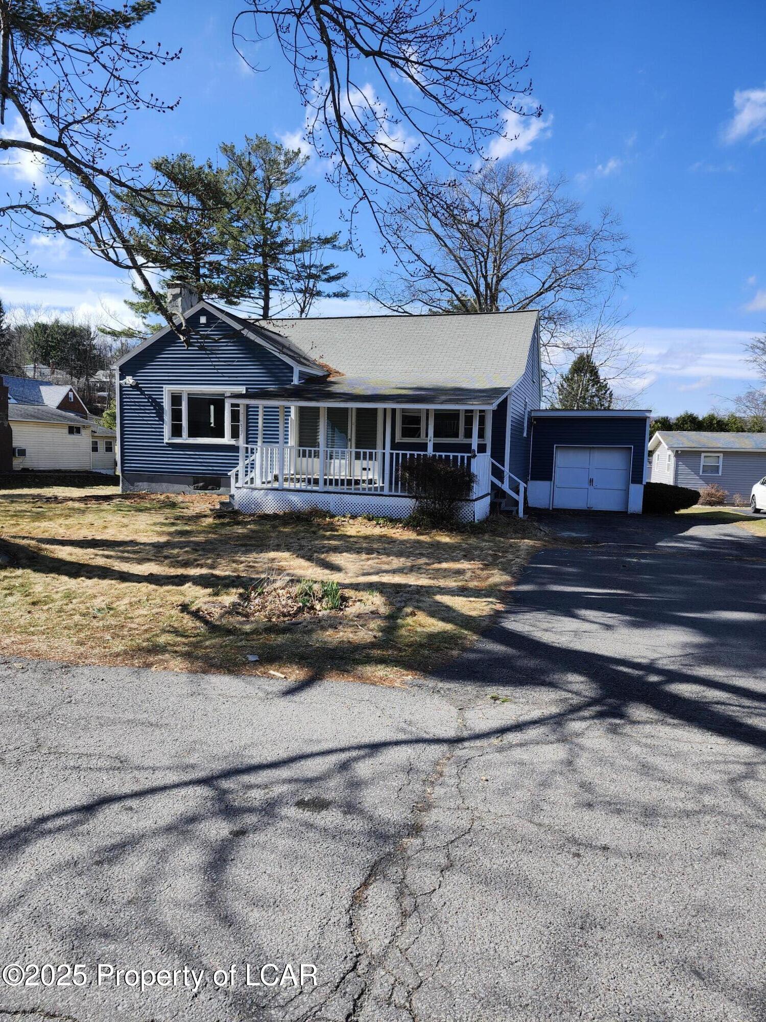 37 Luzerne Avenue, Dallas, Pennsylvania image 1