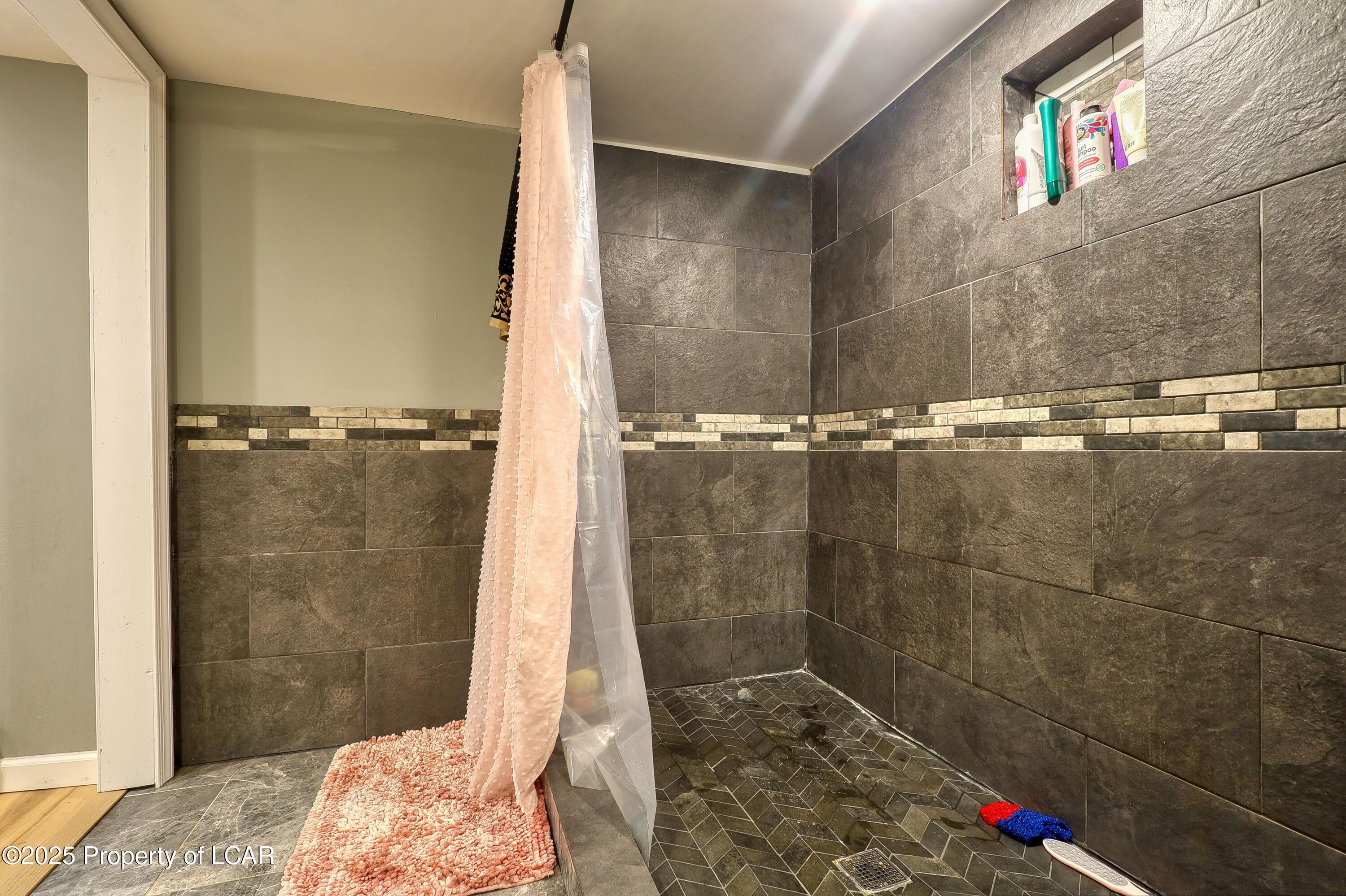 62 S Hartford Street, Ashley, Texas image 39