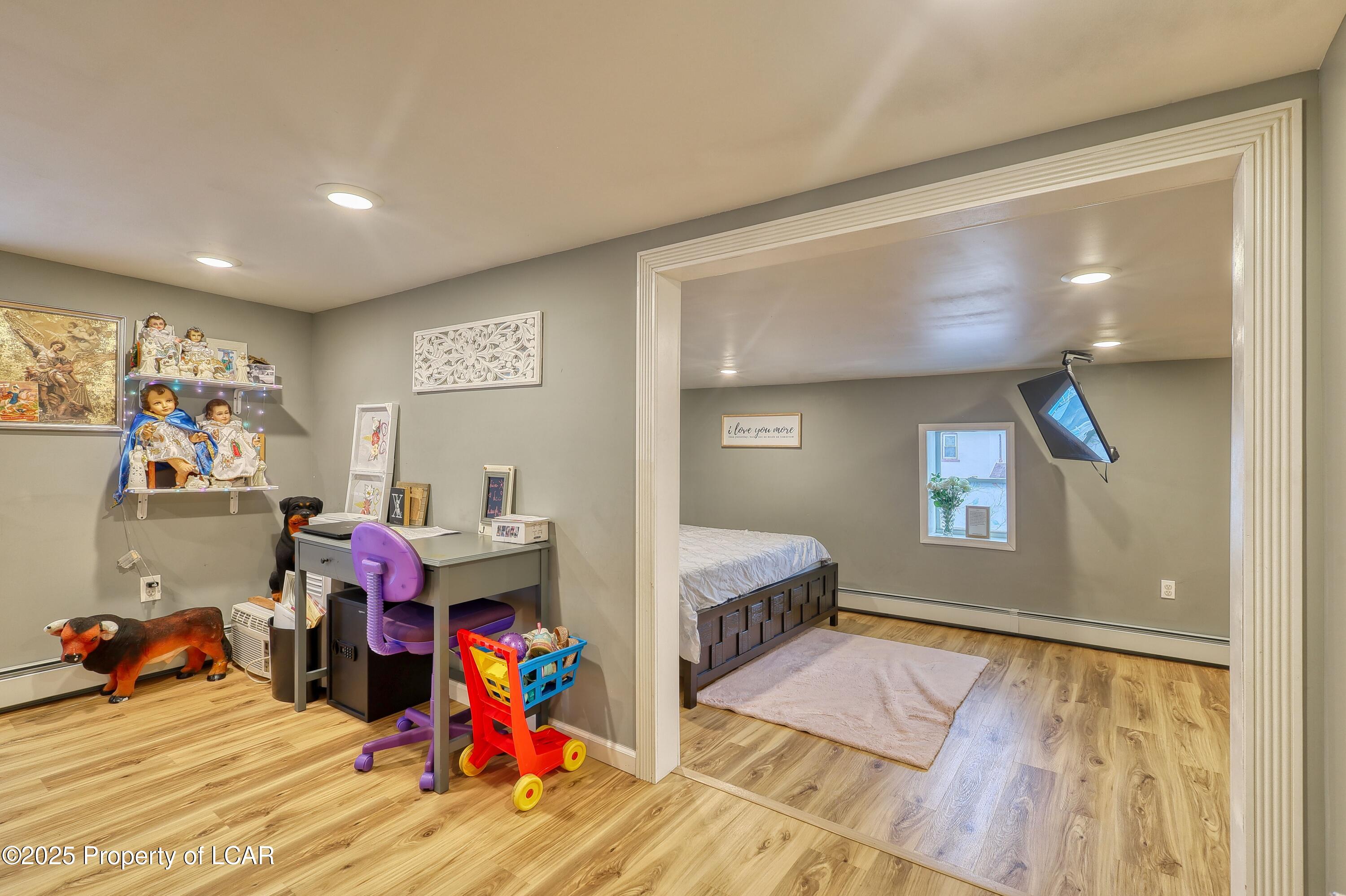 62 S Hartford Street, Ashley, Texas image 35