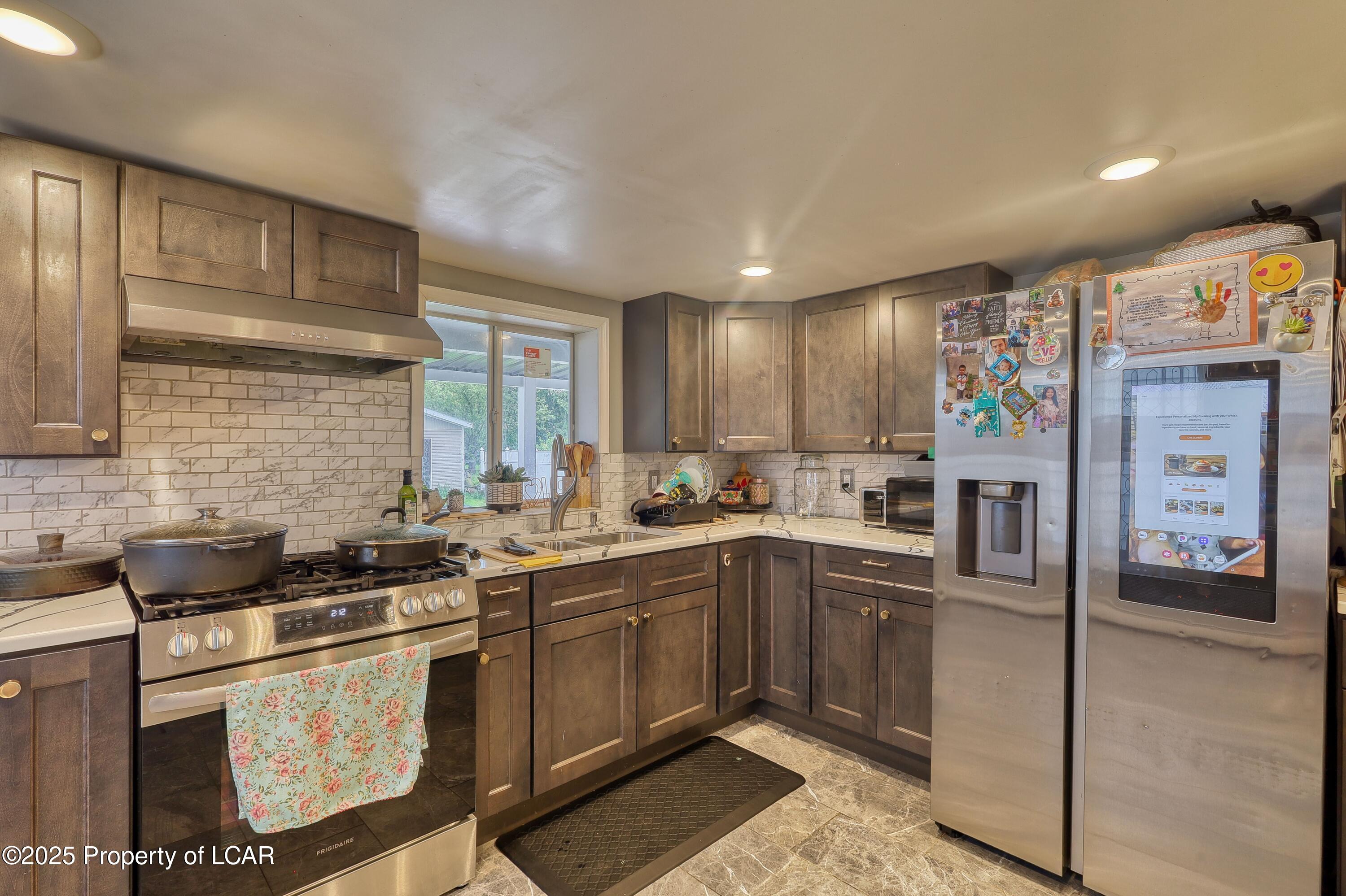 62 S Hartford Street, Ashley, Texas image 23
