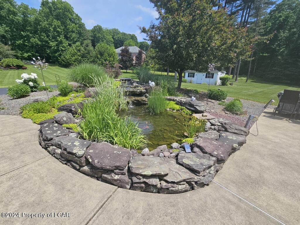 6 Winterberry Drive, Dallas, Pennsylvania image 36