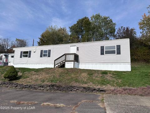 Homes For Sale - 7 Echo Valley Drive<br/> Shavertown, PA 18708